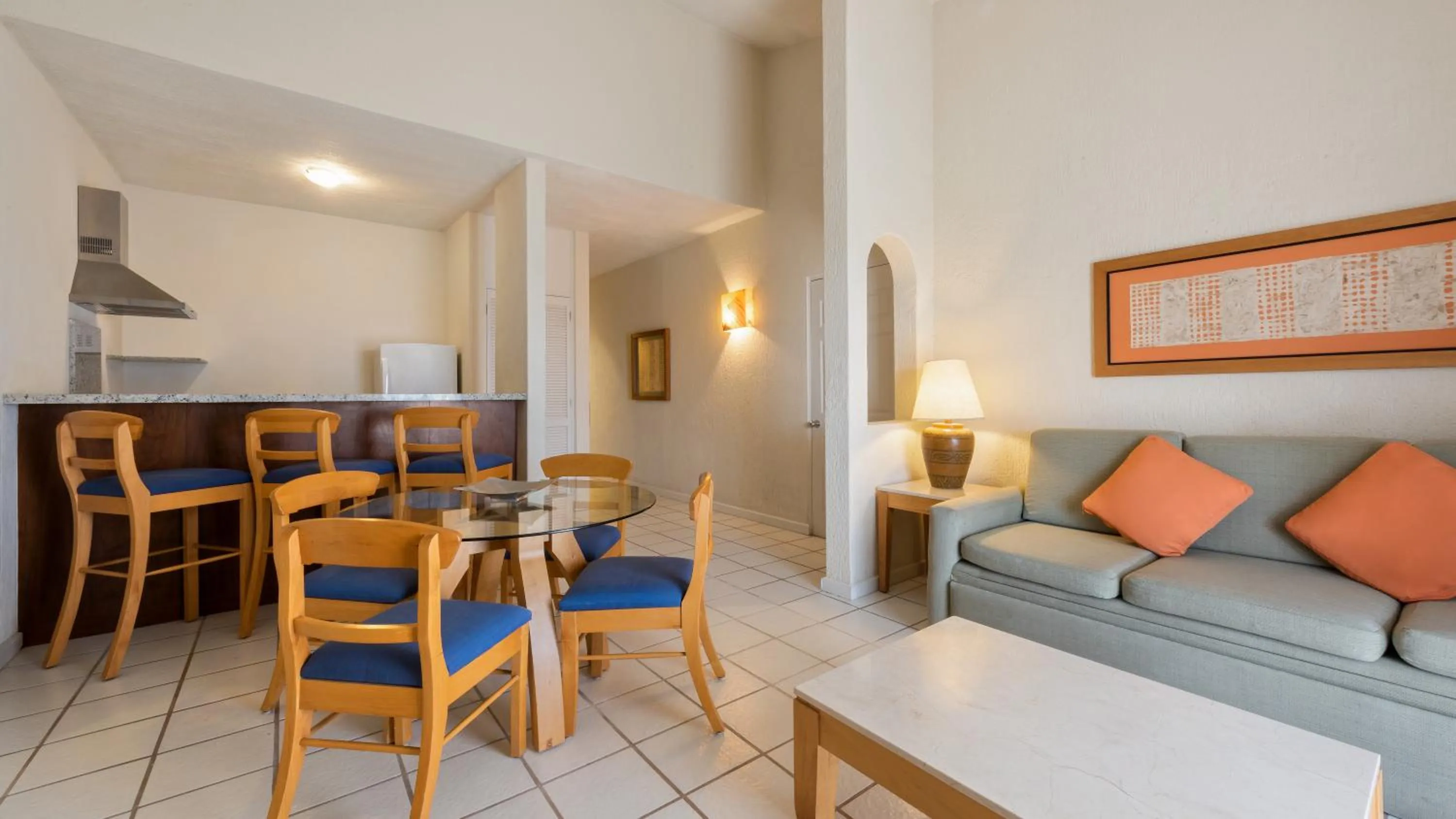 Superior Quadruple Room in Park Royal Homestay Los Cabos