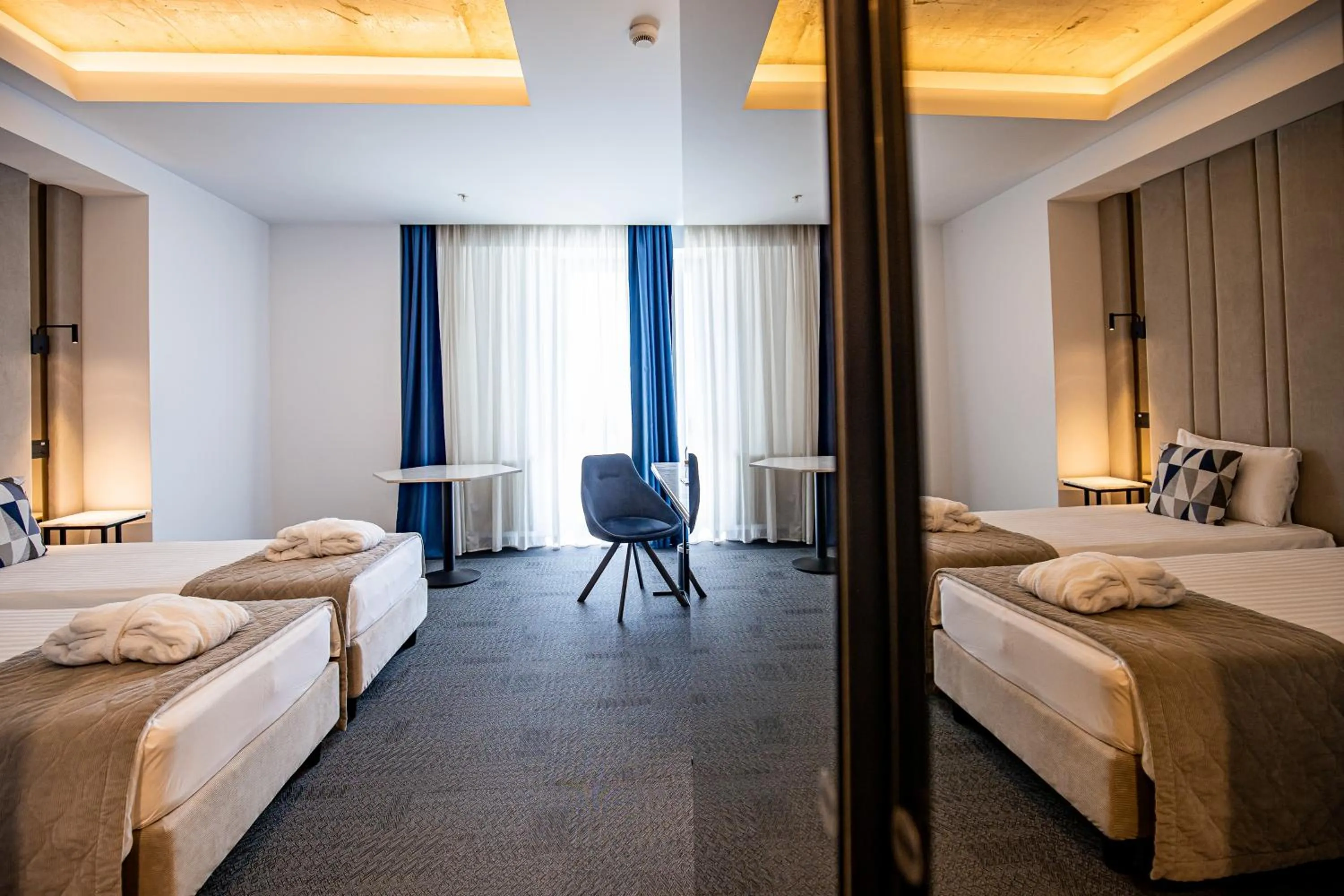 Superior Twin Room - single occupancy in Union Plaza Hotel