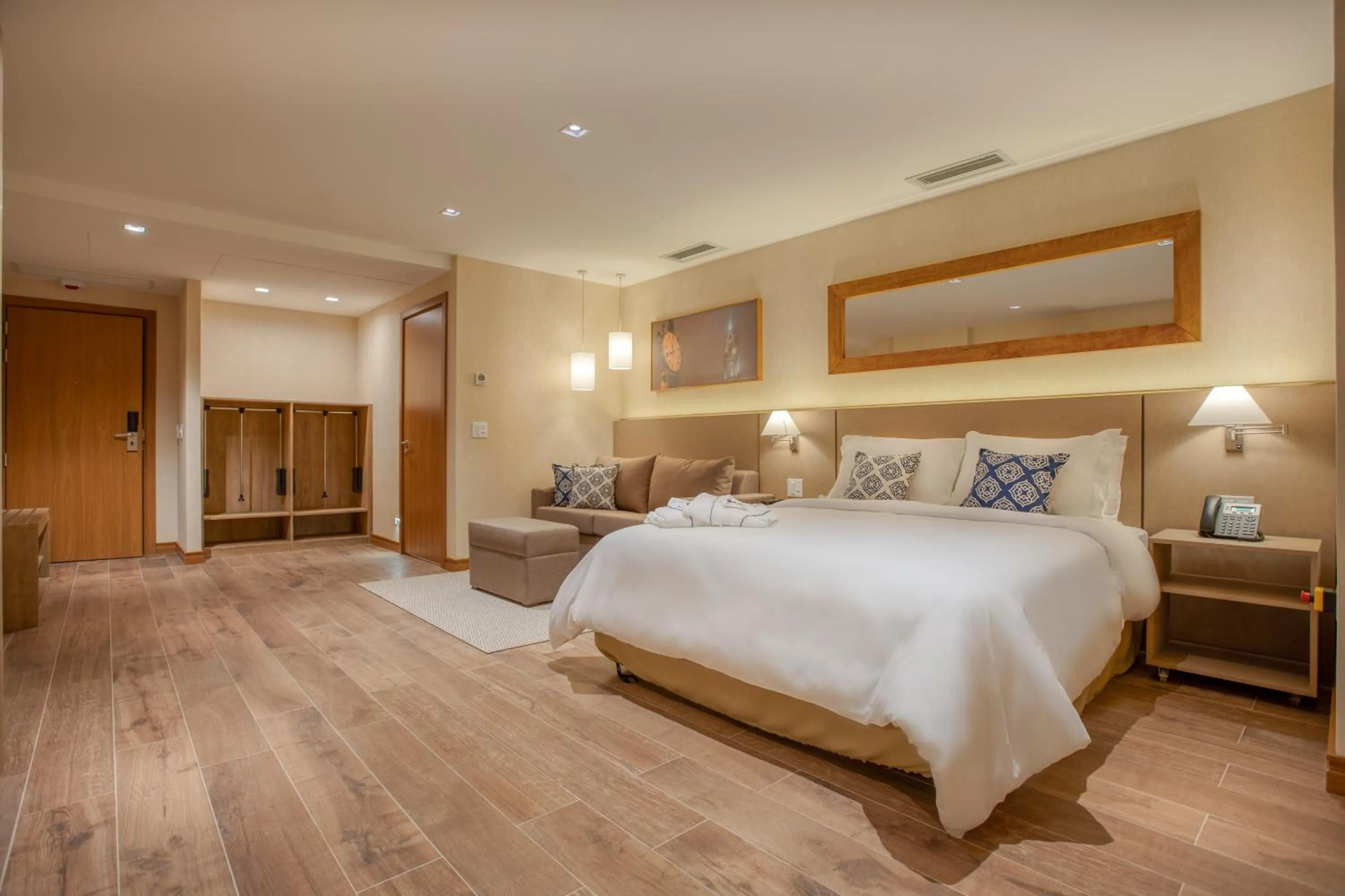 Queen Room - single occupancy - Mobility Access/Non-Smoking in Wyndham Gramado Termas Resort & Spa