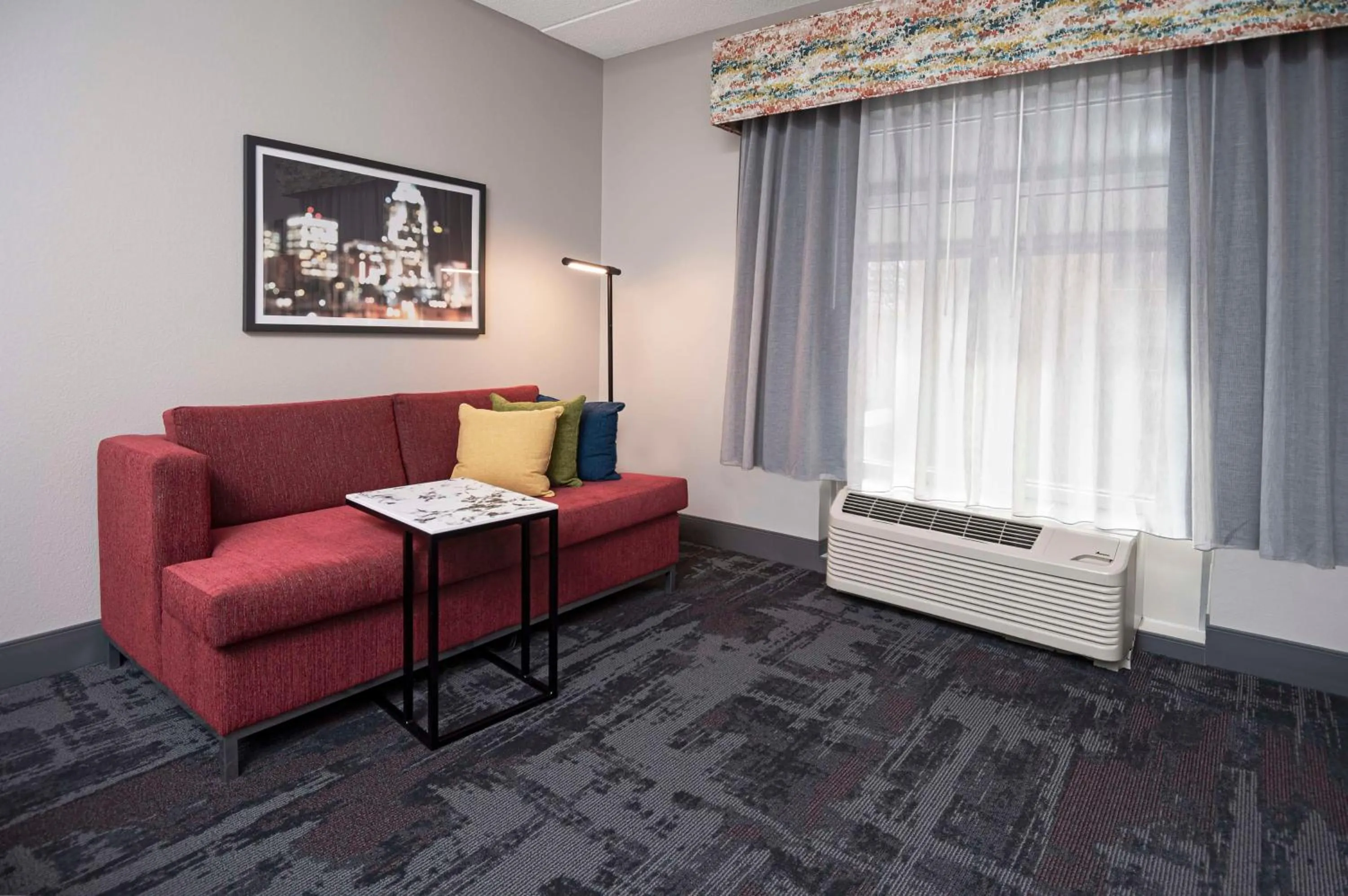 King Room with Sofa Bed - Non-Smoking in Hampton Inn & Suites - Raleigh Downtown