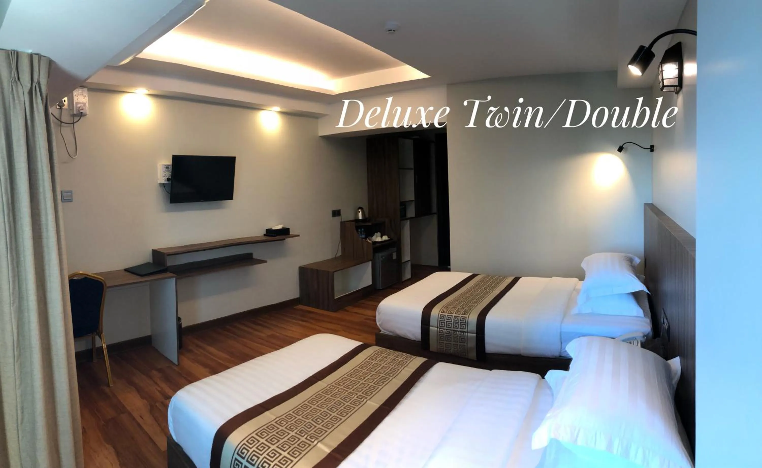 Deluxe Double or Twin Room in Hotel Rose Hill
