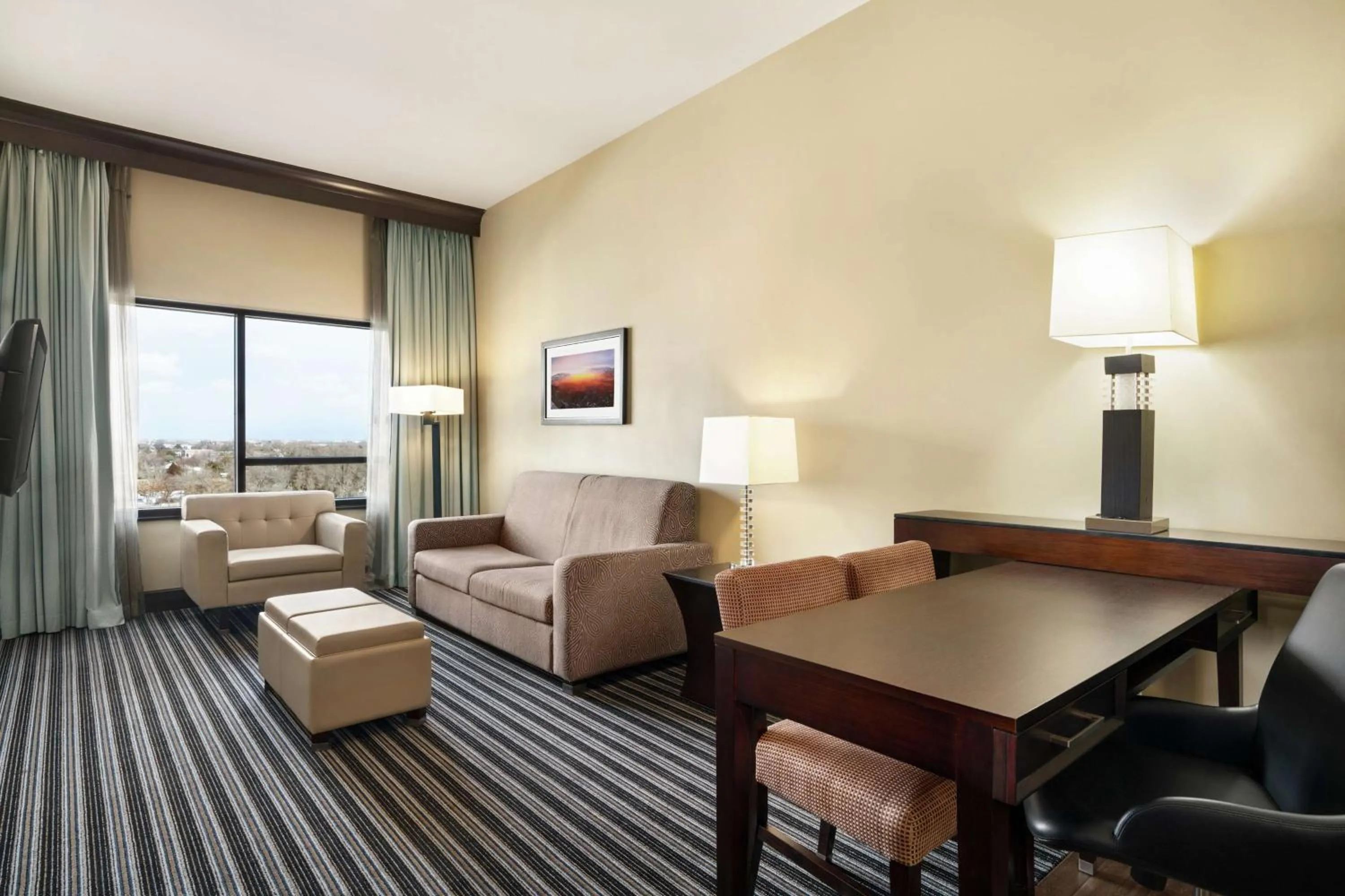 Large King Room with Sofa Bed - Non-Smoking in Embassy Suites by Hilton Salt Lake West Valley City