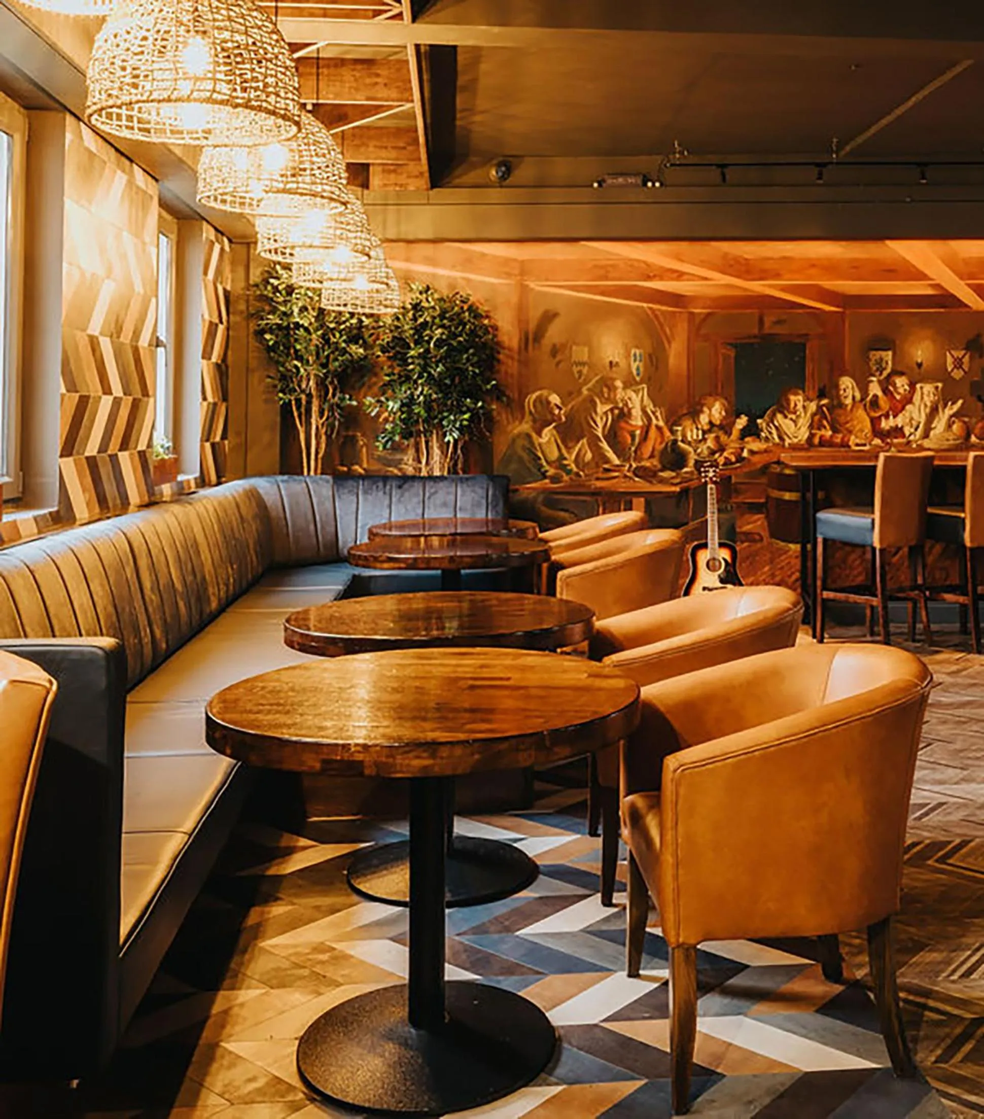 Kinlay Hostel Eyre Square - Best Hostel in Ireland 2025