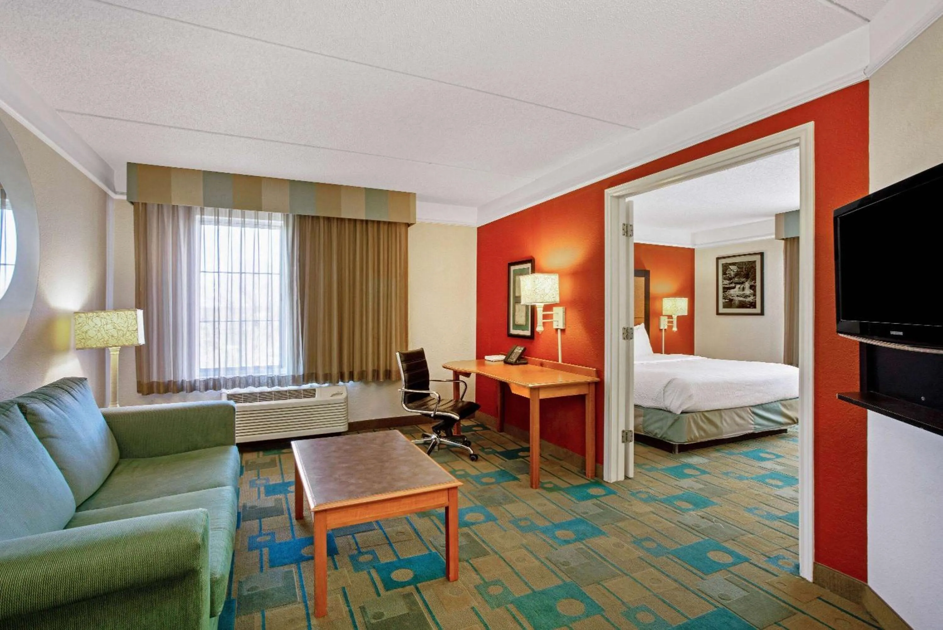 Superior King Suite - Non-Smoking in La Quinta by Wyndham Winston-Salem
