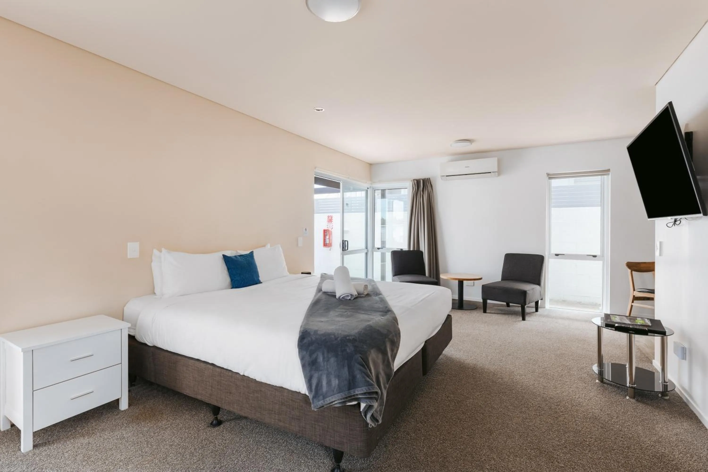 Executive King Studio (With Aircon) in Rolleston Motel Thames - Wenzel Motels