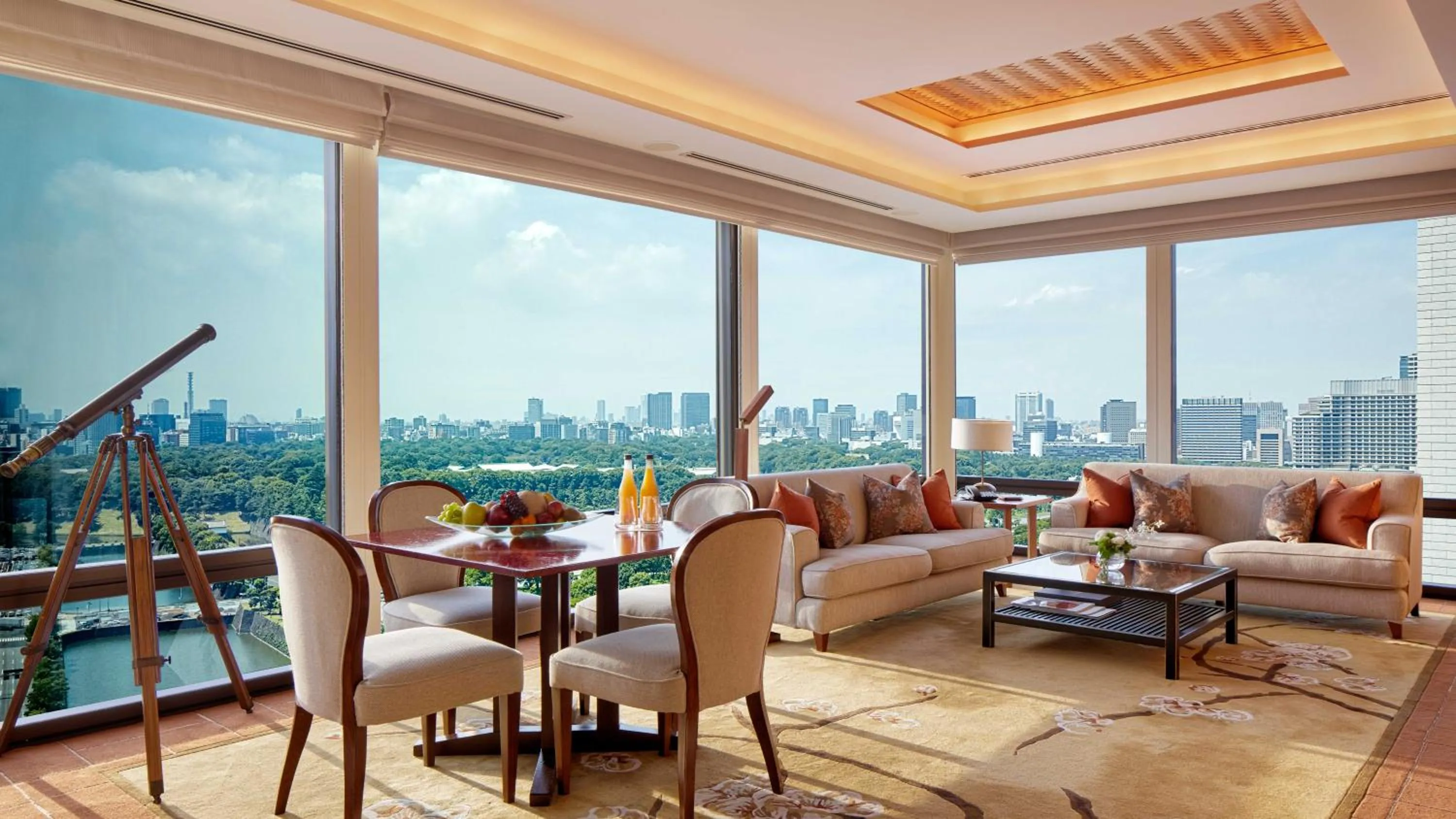 Deluxe Suite King in The Peninsula Tokyo