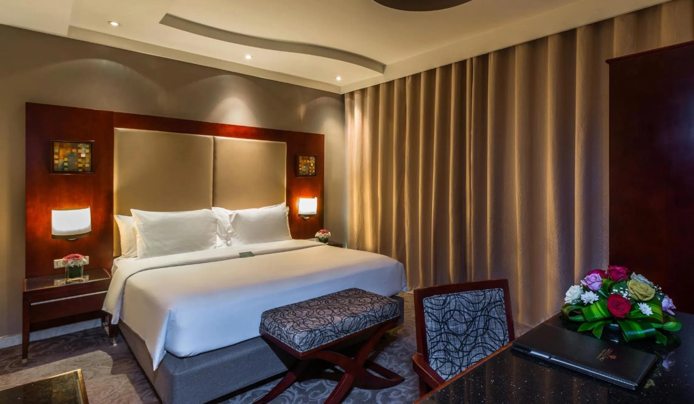 Three-Bedroom Apartment in Boudl Al Shatea