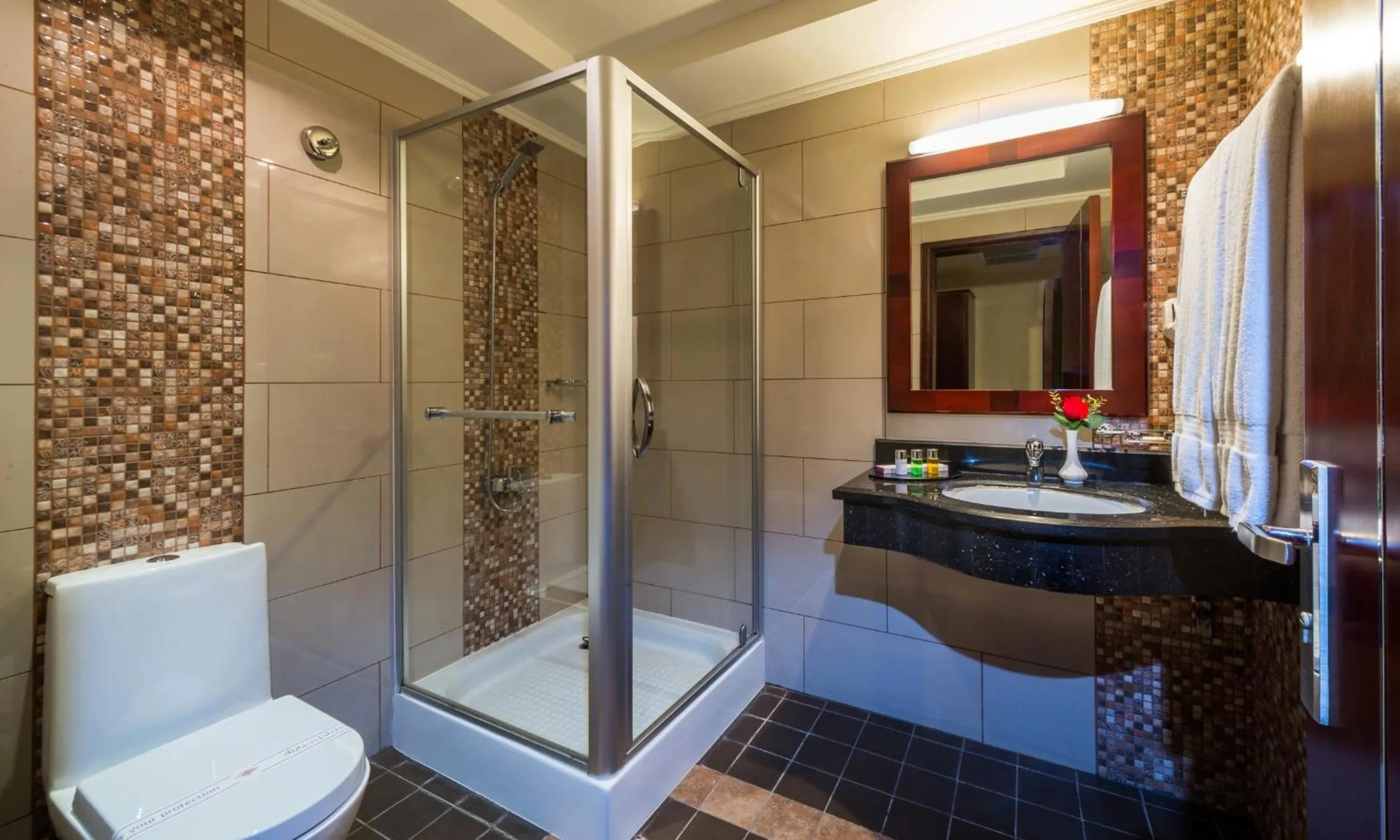 Twin Room in Boudl Al Shatea