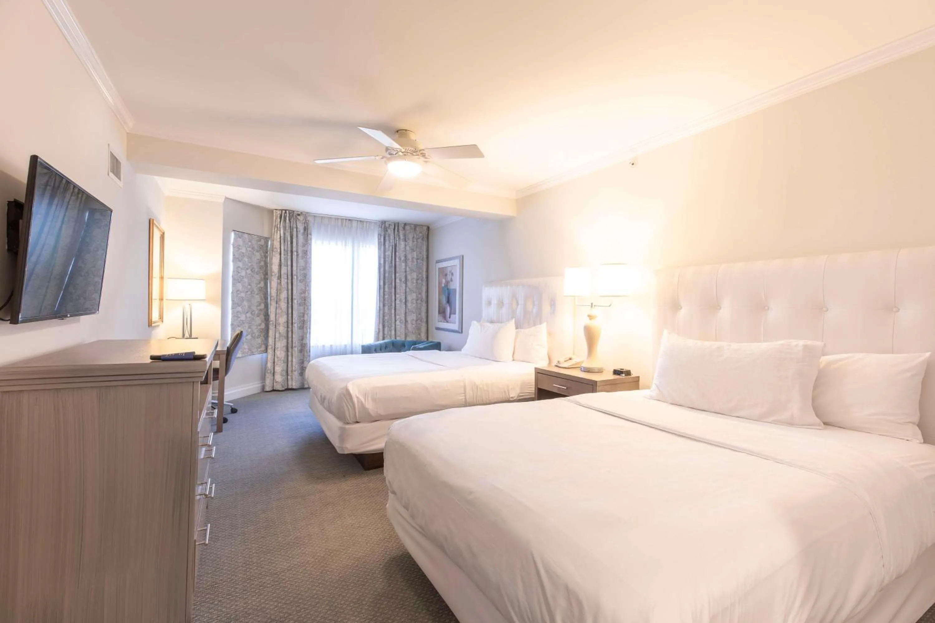 One-Bedroom Suite with Two Queen Beds and Sofa Bed in Homewood Suites by Hilton Palm Beach Gardens