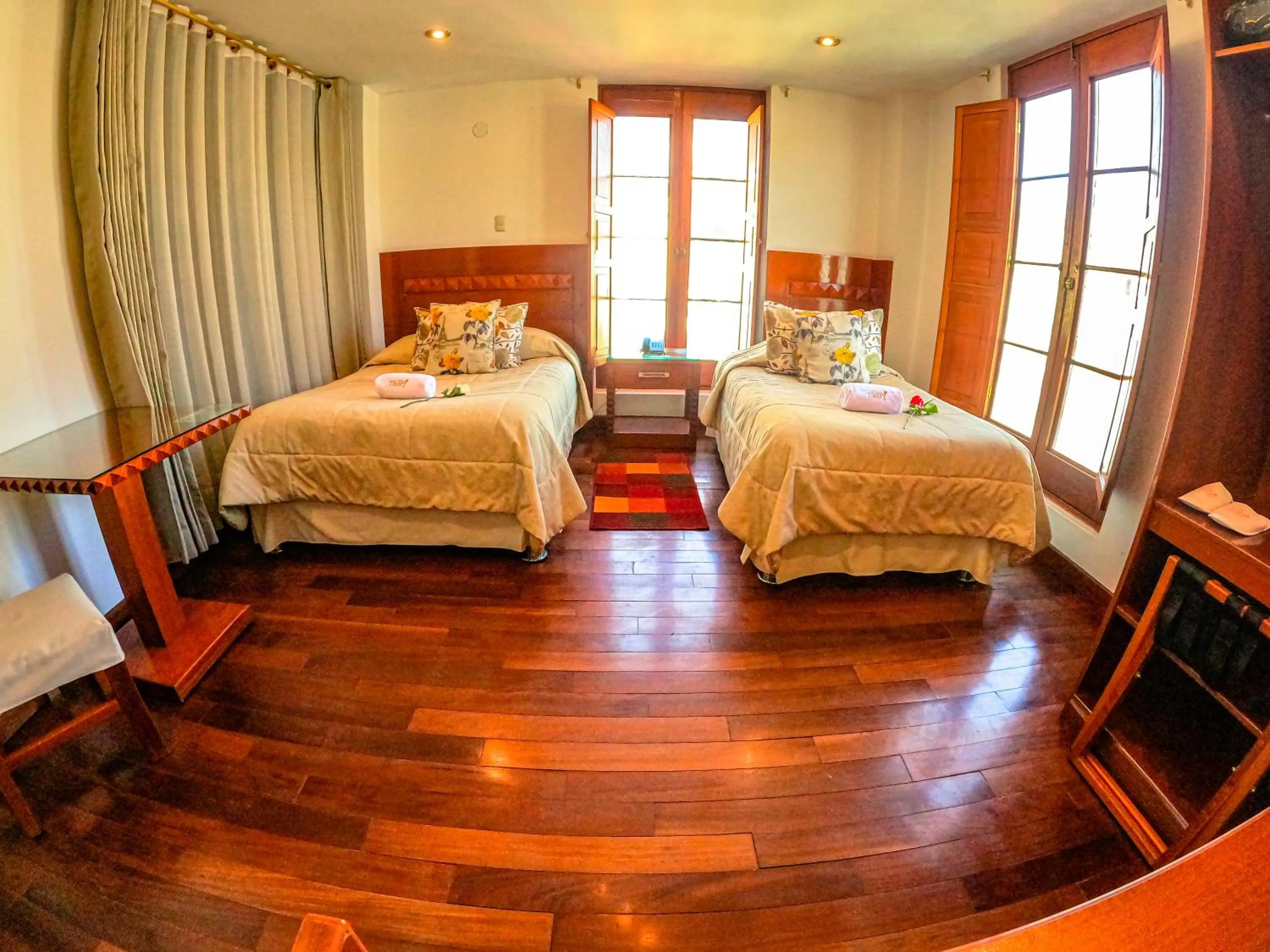 Twin Room in Hotel Tikary