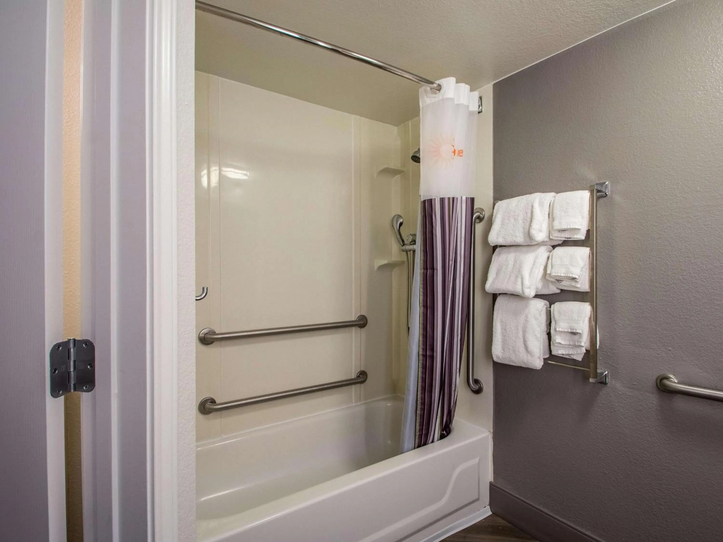 Double Room with Two Double Beds - Disability Access in La Quinta by Wyndham Orem University Pwy Provo