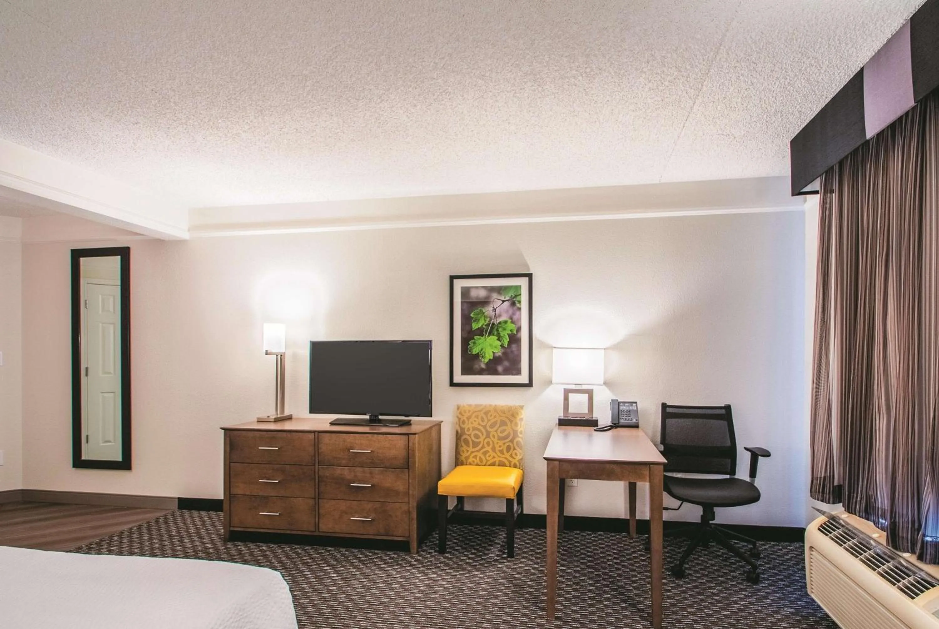 Deluxe King Room in La Quinta by Wyndham Orem University Pwy Provo