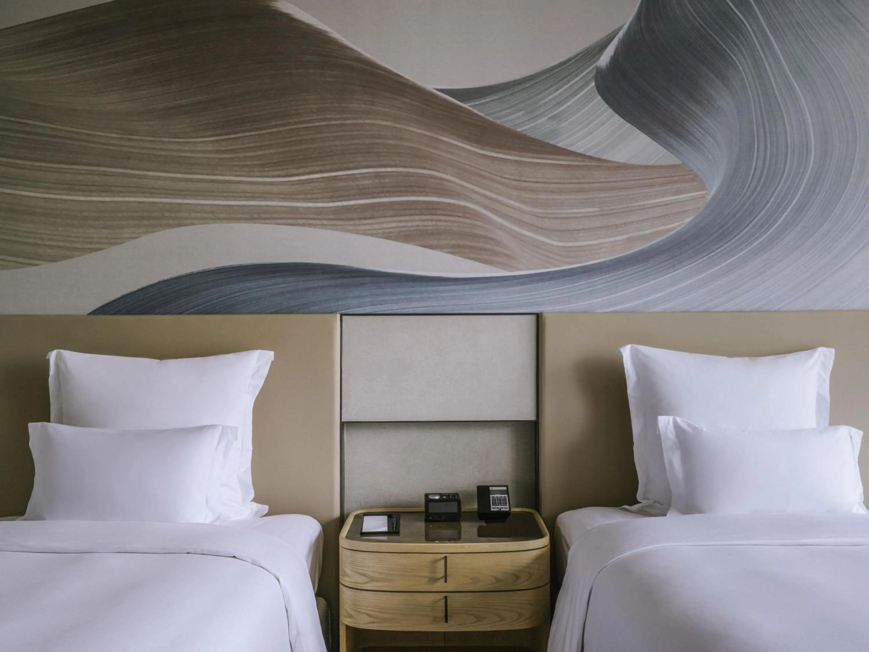 Deluxe Executive Twin Room with City View - Lounge Access in Pullman Shanghai Qingpu Excellence