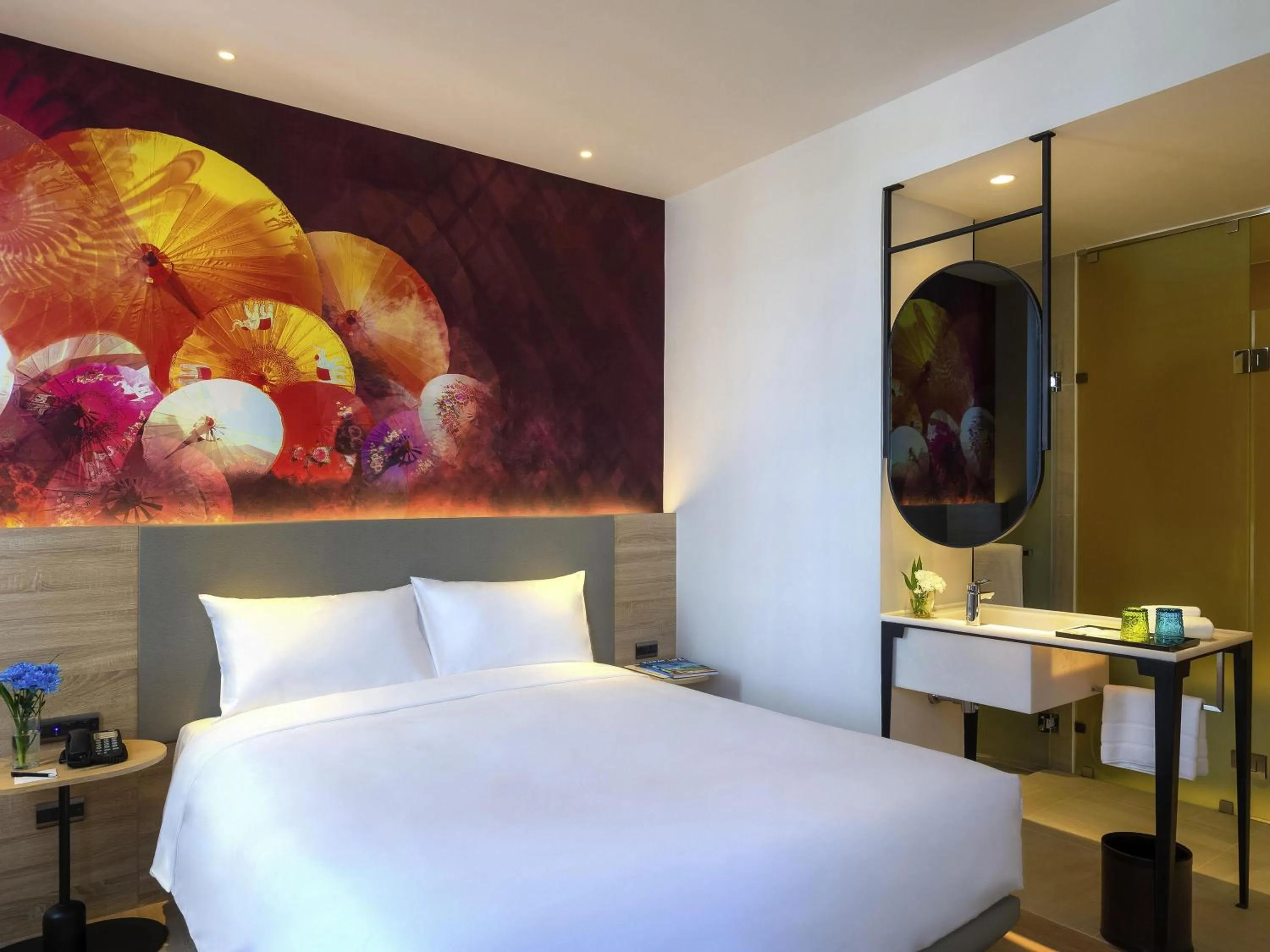 Standard Queen Room in ibis Styles Bangkok Ratchada