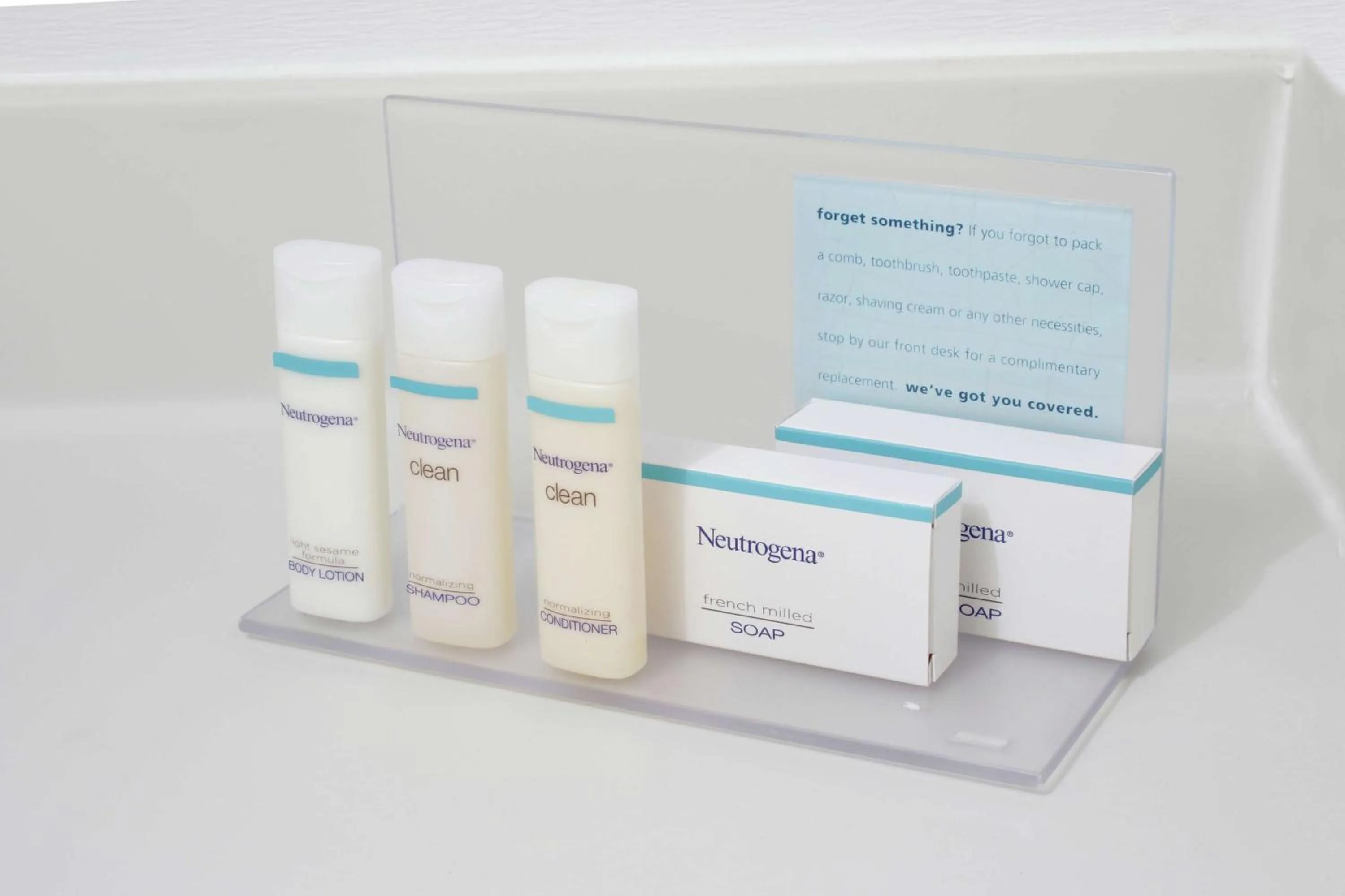 Room with Two Queen Beds - Non-Smoking in Hampton Inn Monterrey-Airport