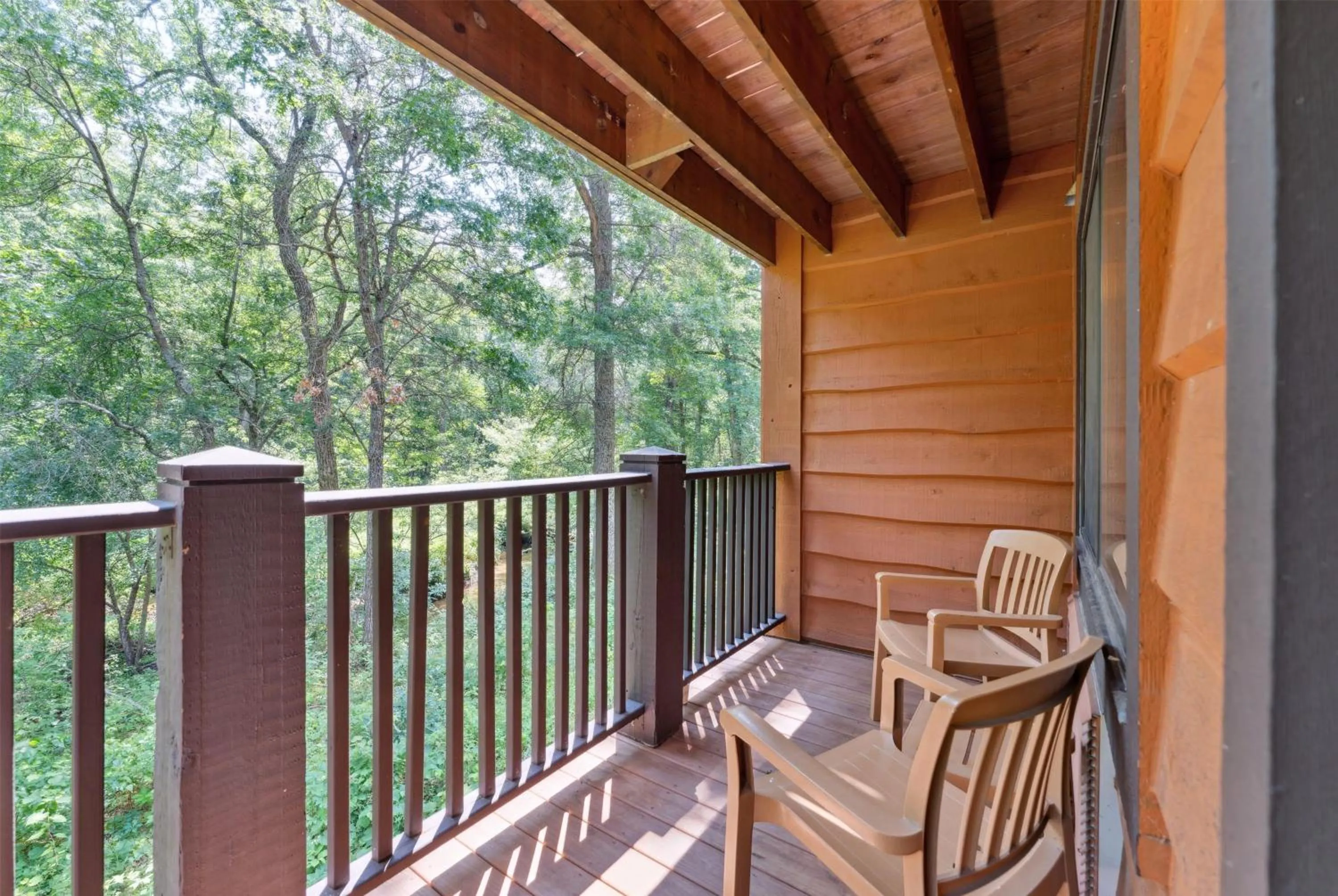 King Room with Jetted Tub - Mobility Accessible/Non-Smoking in AmericInn by Wyndham Wisconsin Dells