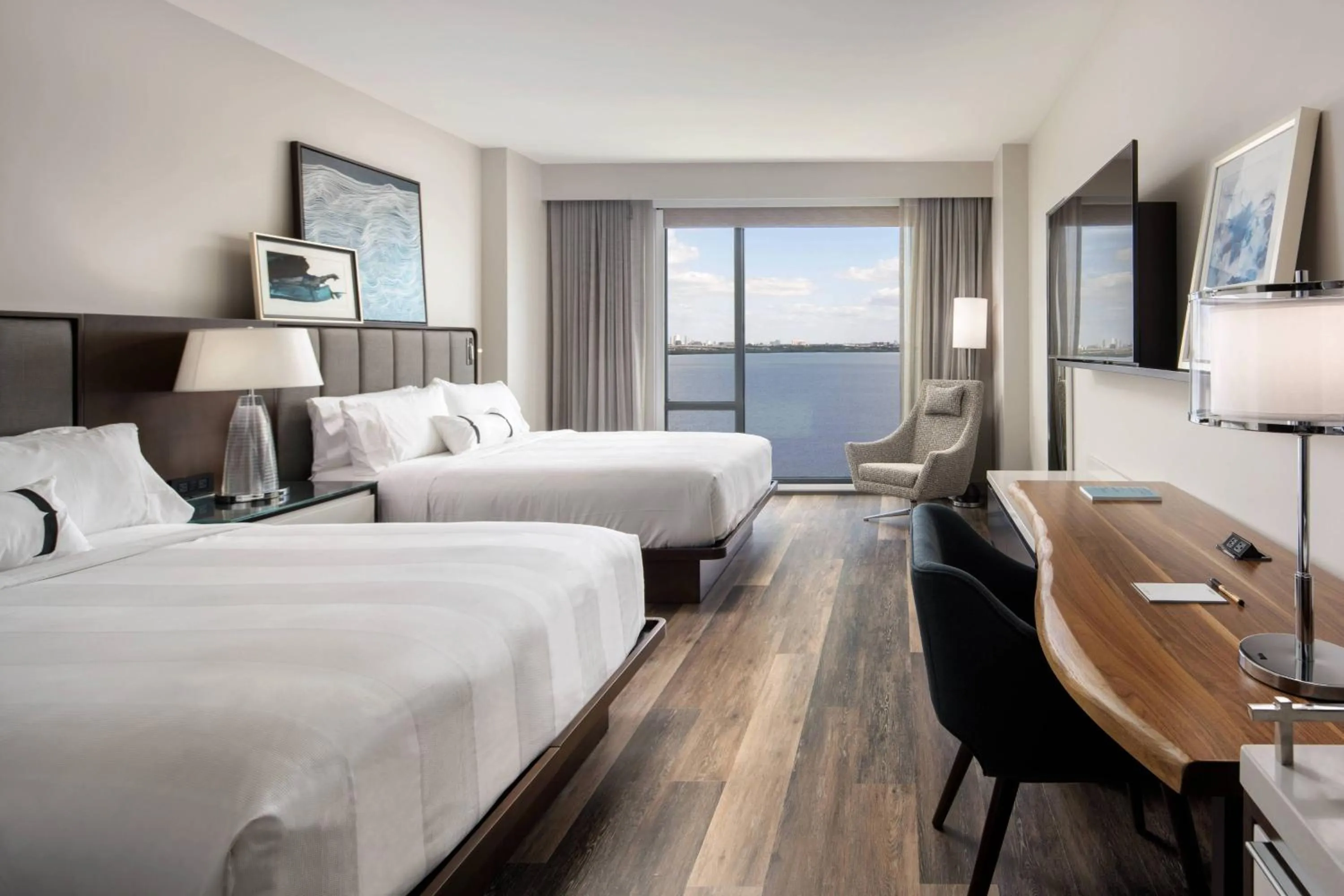 Guest Room, 2 Queen, Bay View in The CURRENT Hotel, Autograph Collection