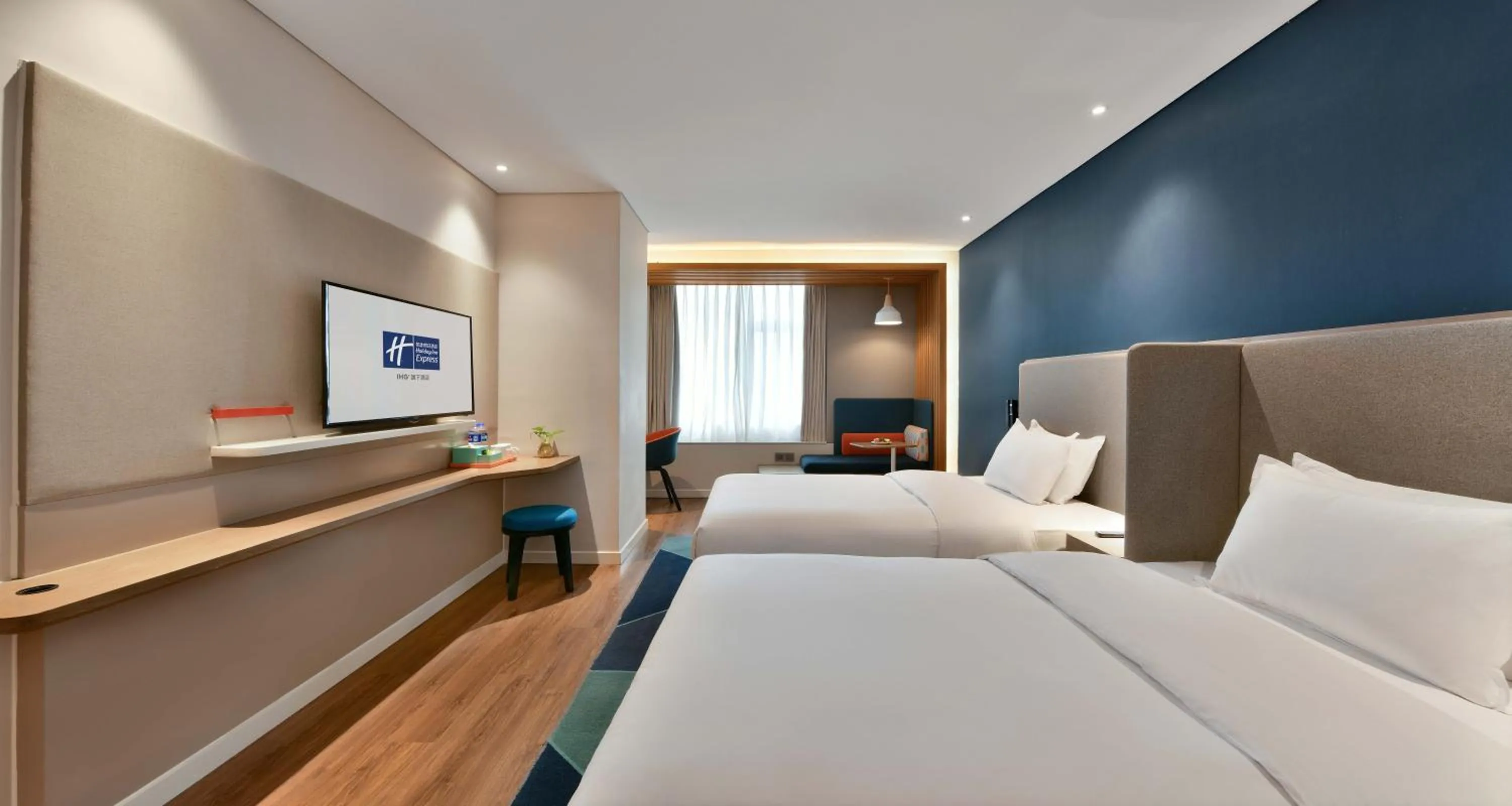 Standard Twin Room in Holiday Inn Express Chengdu North Railway Station by IHG - Near Panda Base, Near Chunxi Road Free laundromat