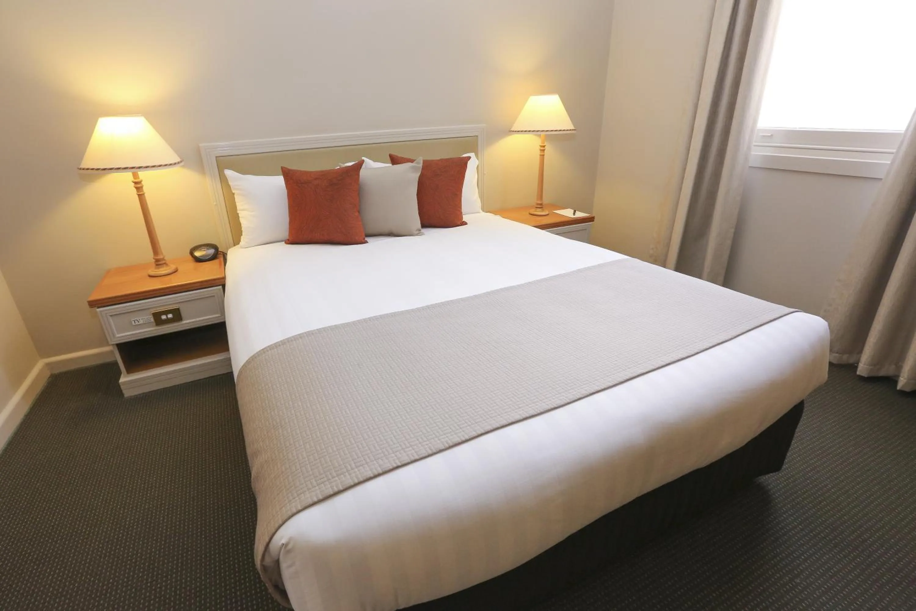 Queen Room - Non Smoking/Interior Hall in Quality Hotel Mildura Grand