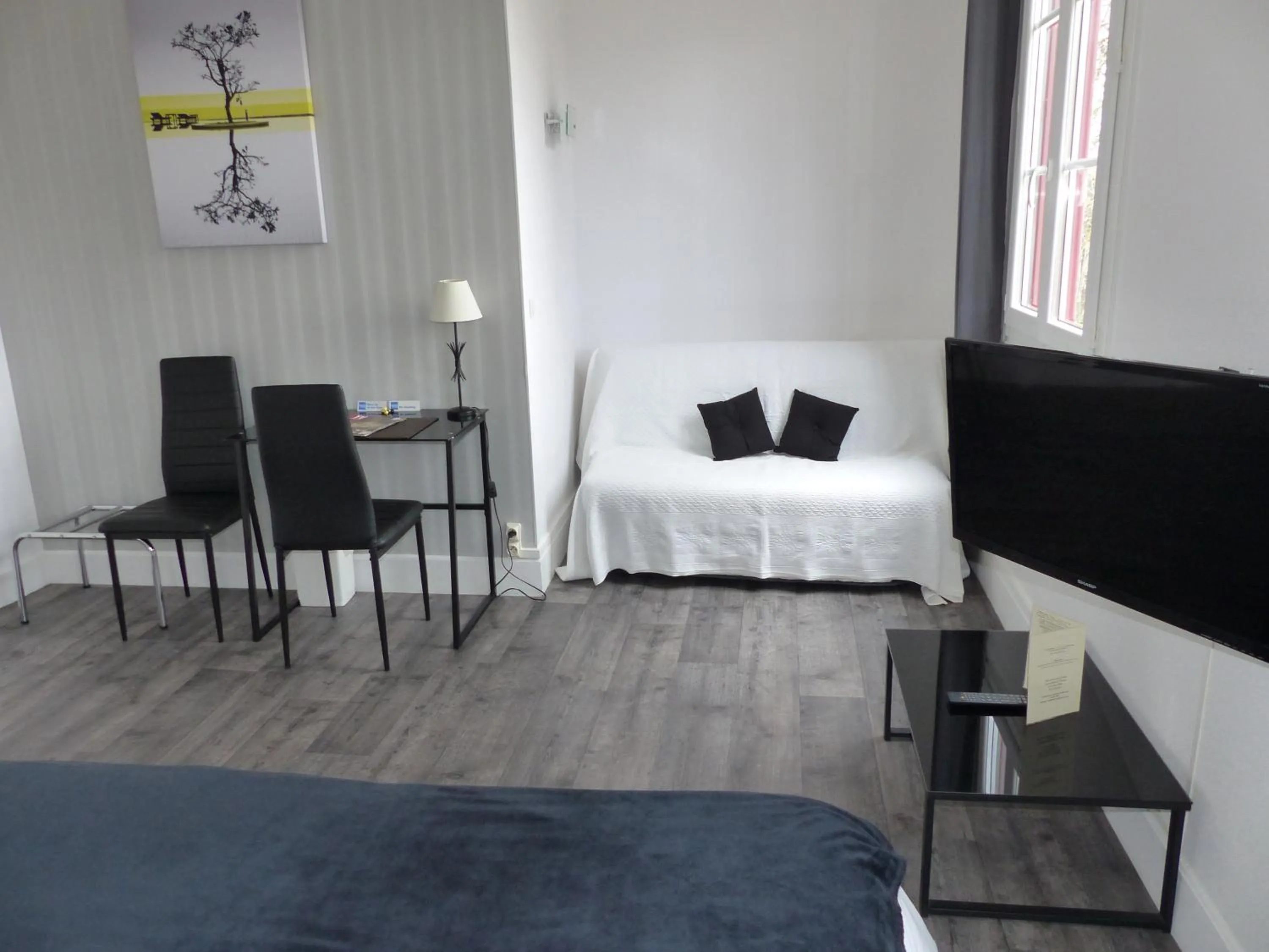 Family Room in Logis Hotels - Au Colombier du Touron