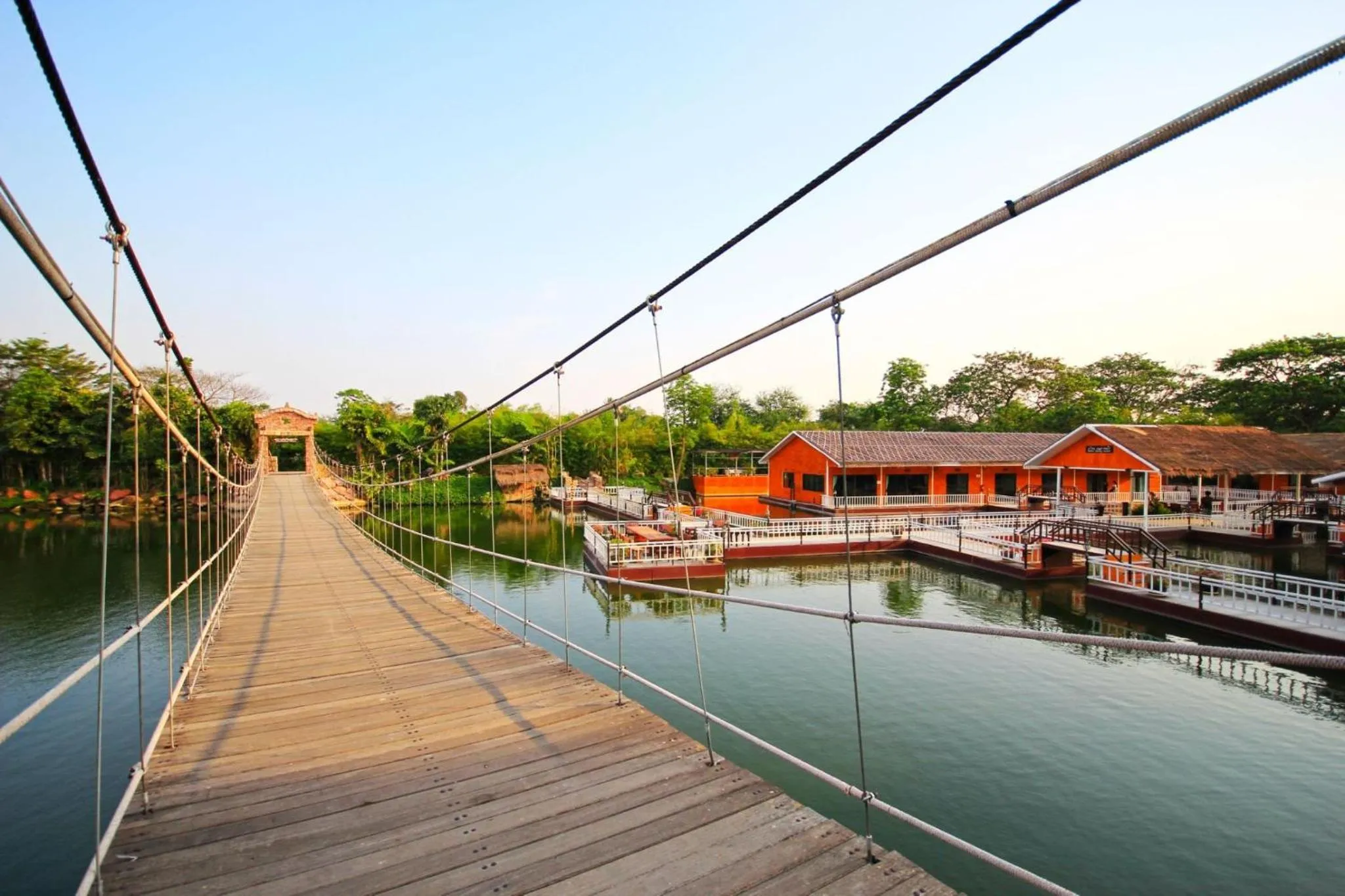 Deluxe Twin Room with River View in Chawalun Resort