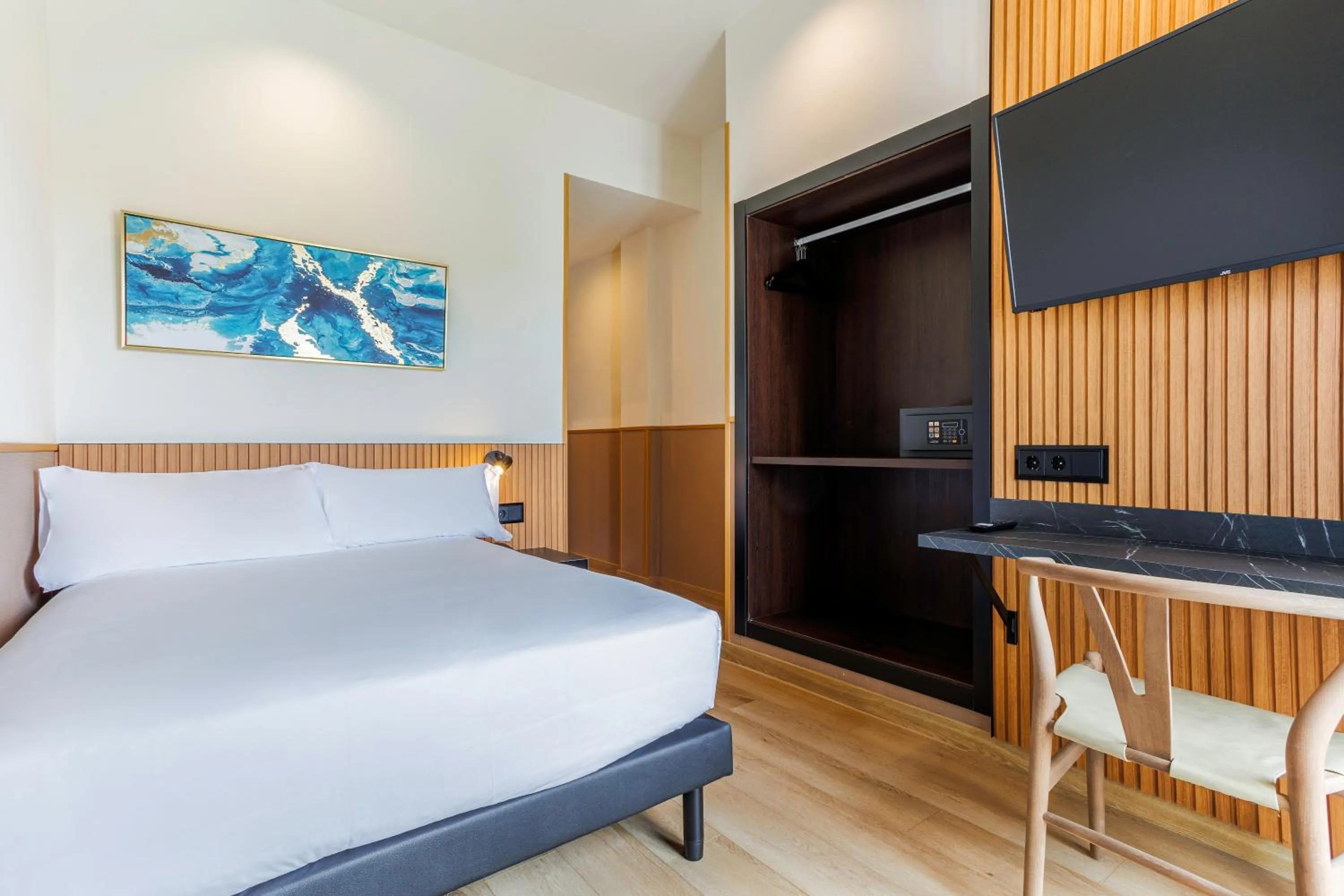 Small Double Room in Hotel Acta Madfor