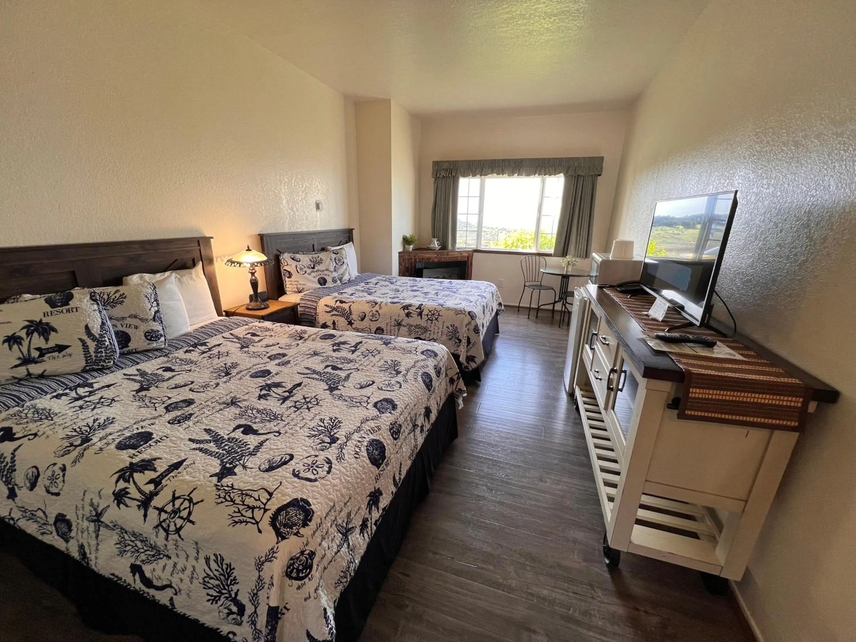 Double Room in Gualala Country Inn