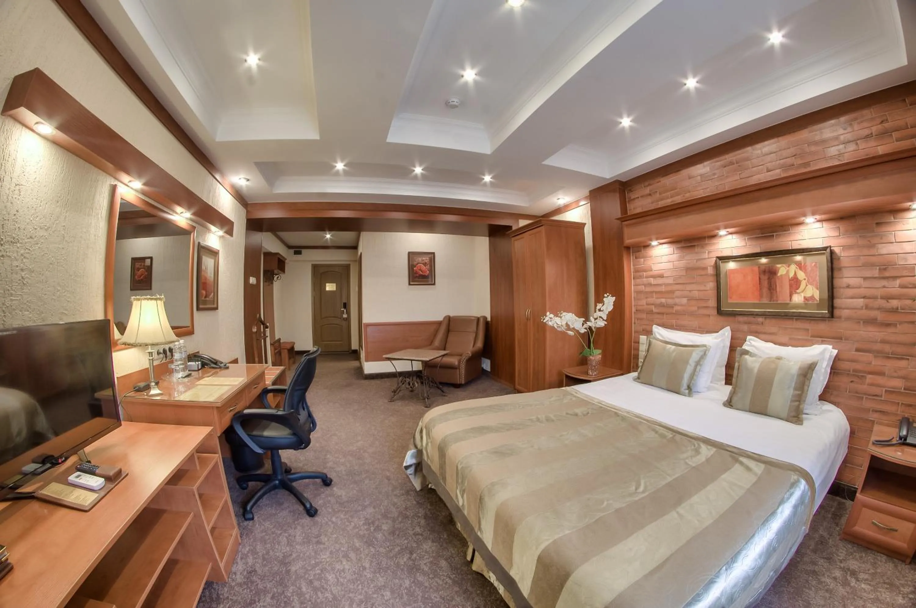 Superior Deluxe Double or Twin Room  - single occupancy in Hotel Uyut Almaty