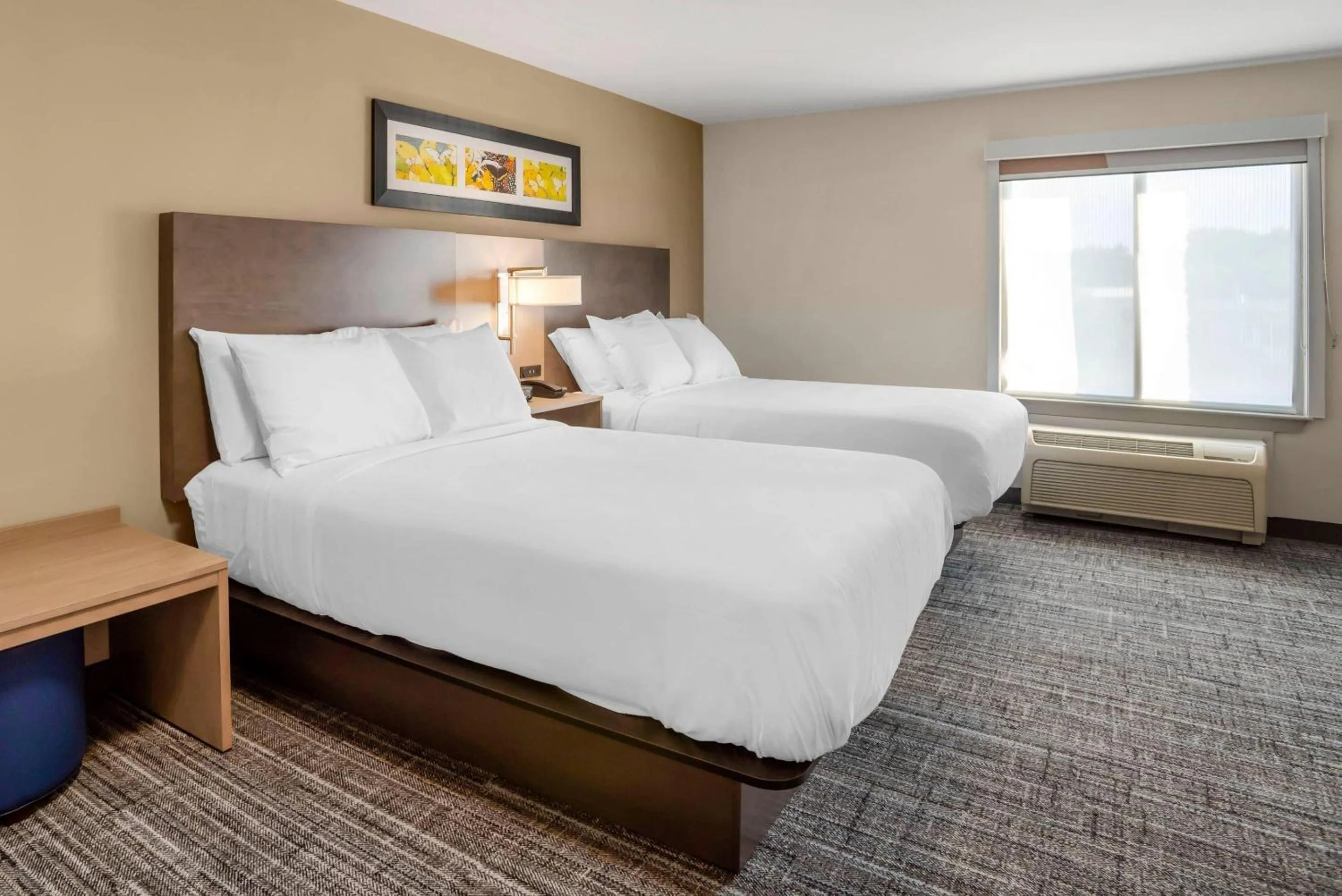 Quadruple Room - Disability Access in The Inn at Leonardtown, an Ascend Collection Hotel