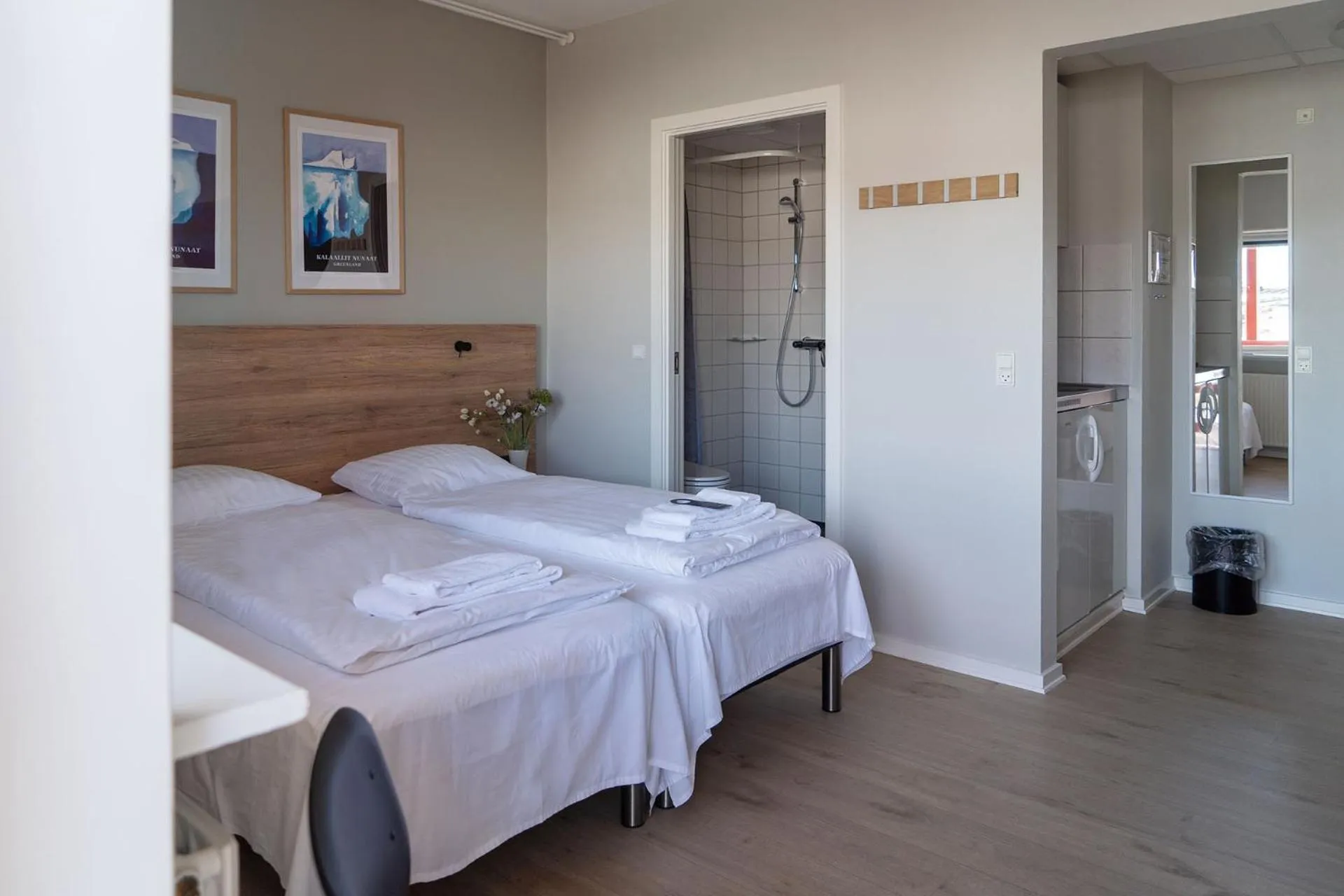 Double or Twin Room with Sea View in HOTEL SØMA Ilulissat