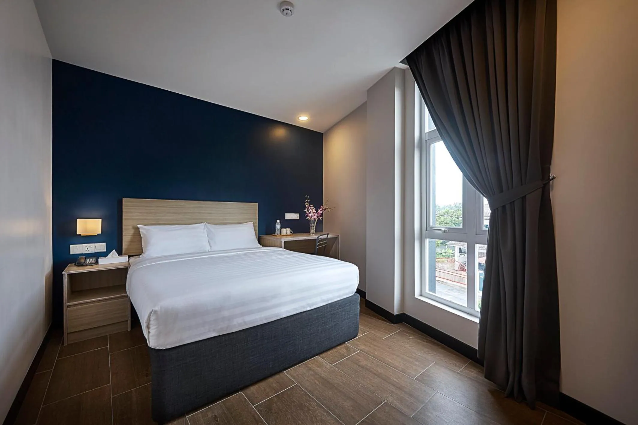Superior Queen Room in ZONE Hotels, Telok Panglima Garang