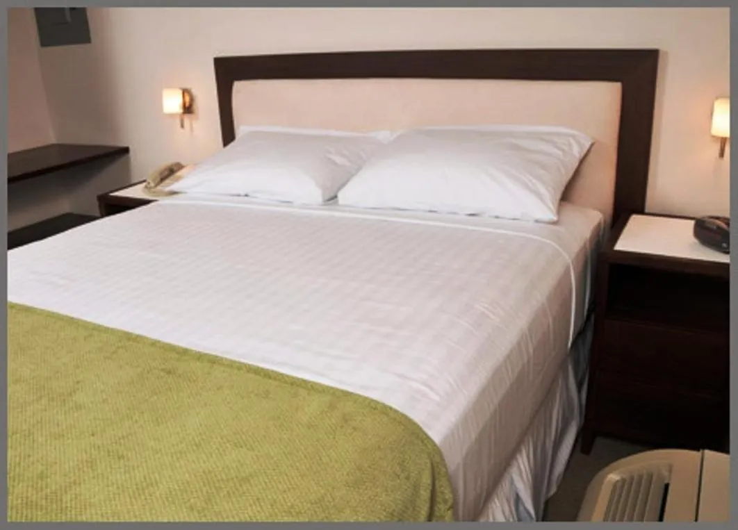 Queen Room in Hotel Hex