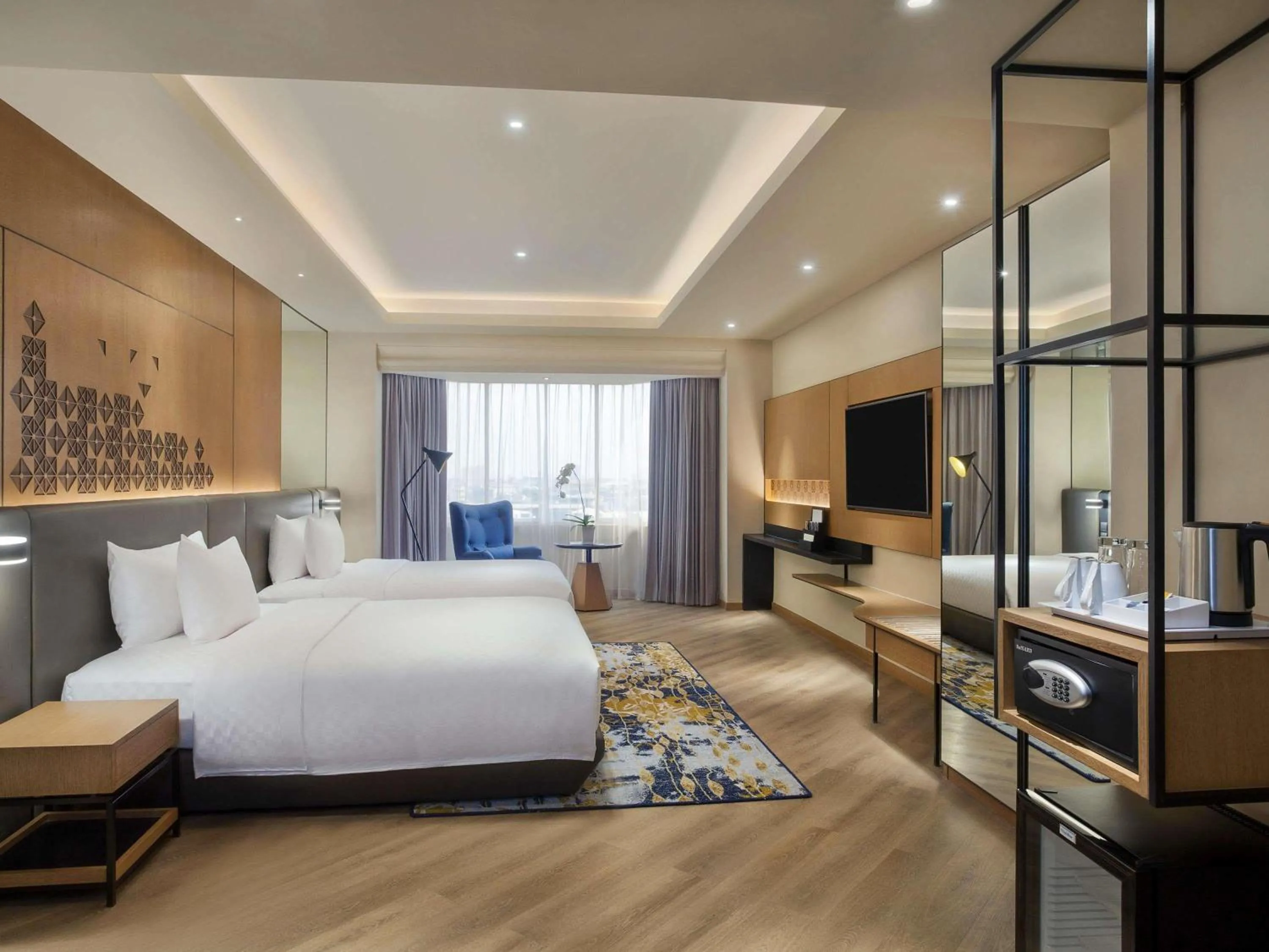 Family Room with Two Queen Beds in Mercure Jakarta Batavia