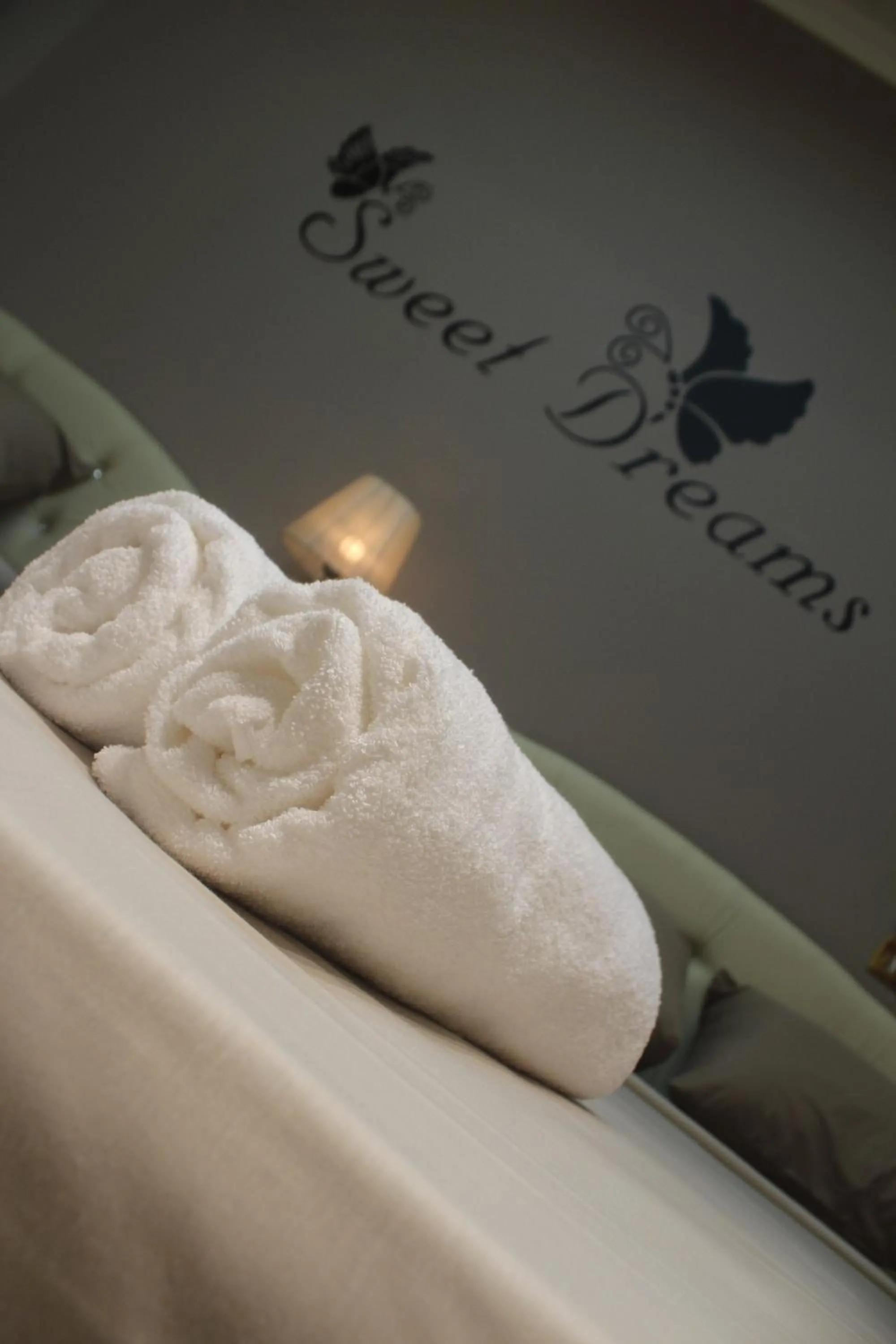 Double or Twin Room with City View - single occupancy in Tahrir Square Hostel