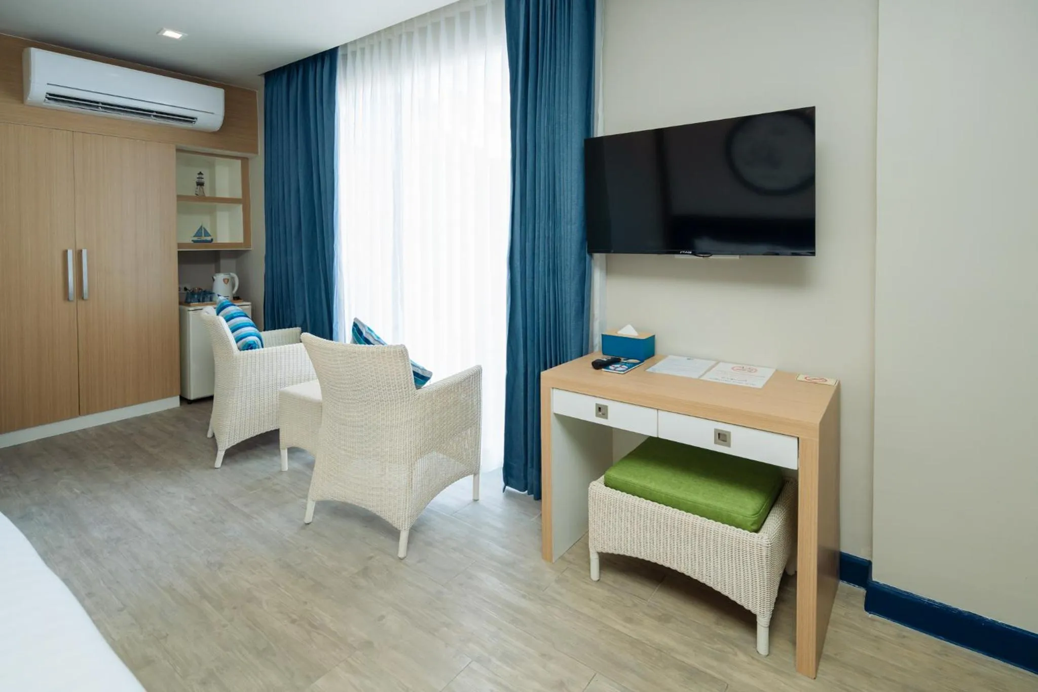 Double Room with Sea View in Phuket Boat Quay Hotel Panwa Beach