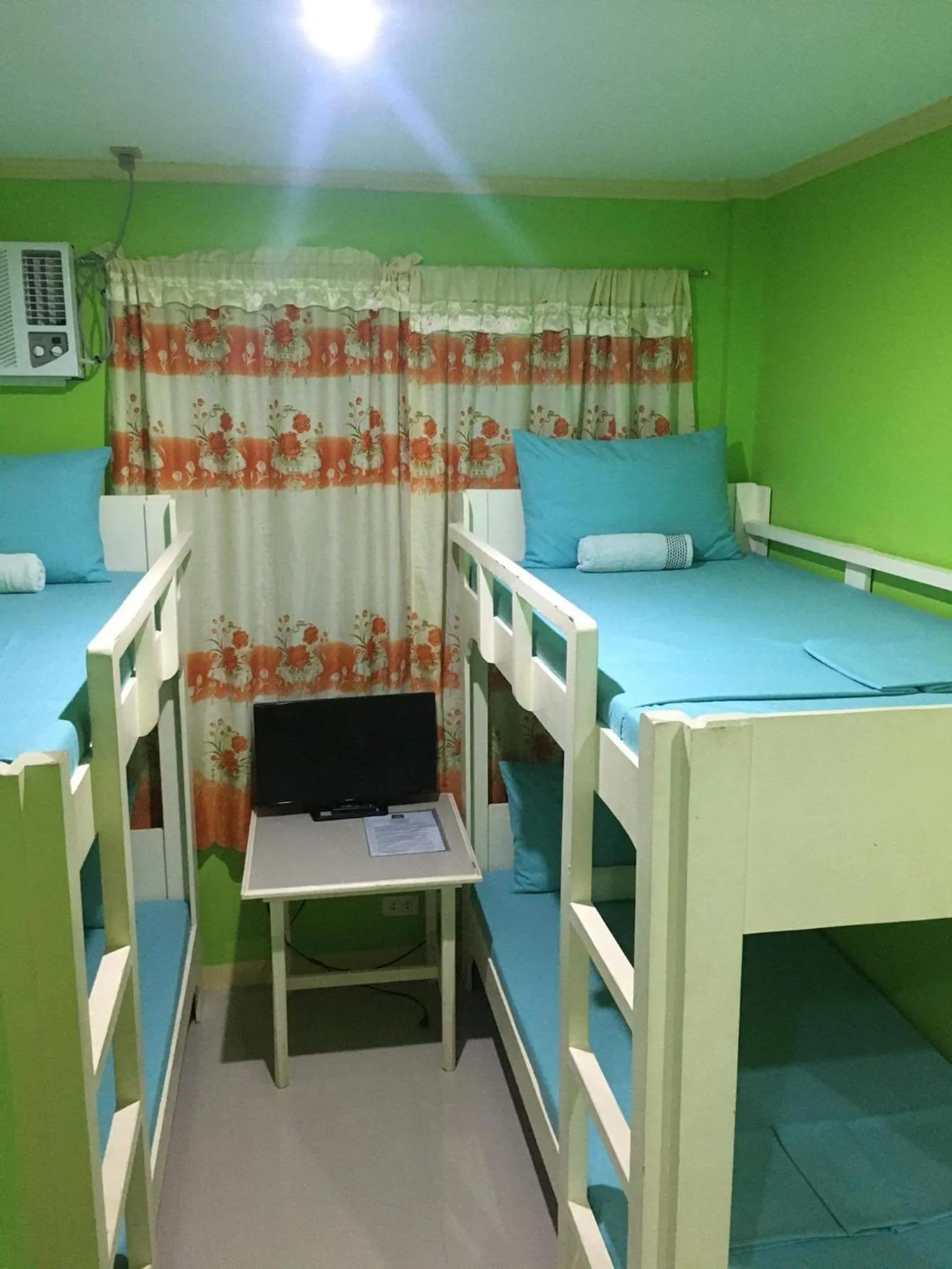 4-Bed Mixed Dormitory Room in Twin AP Homes