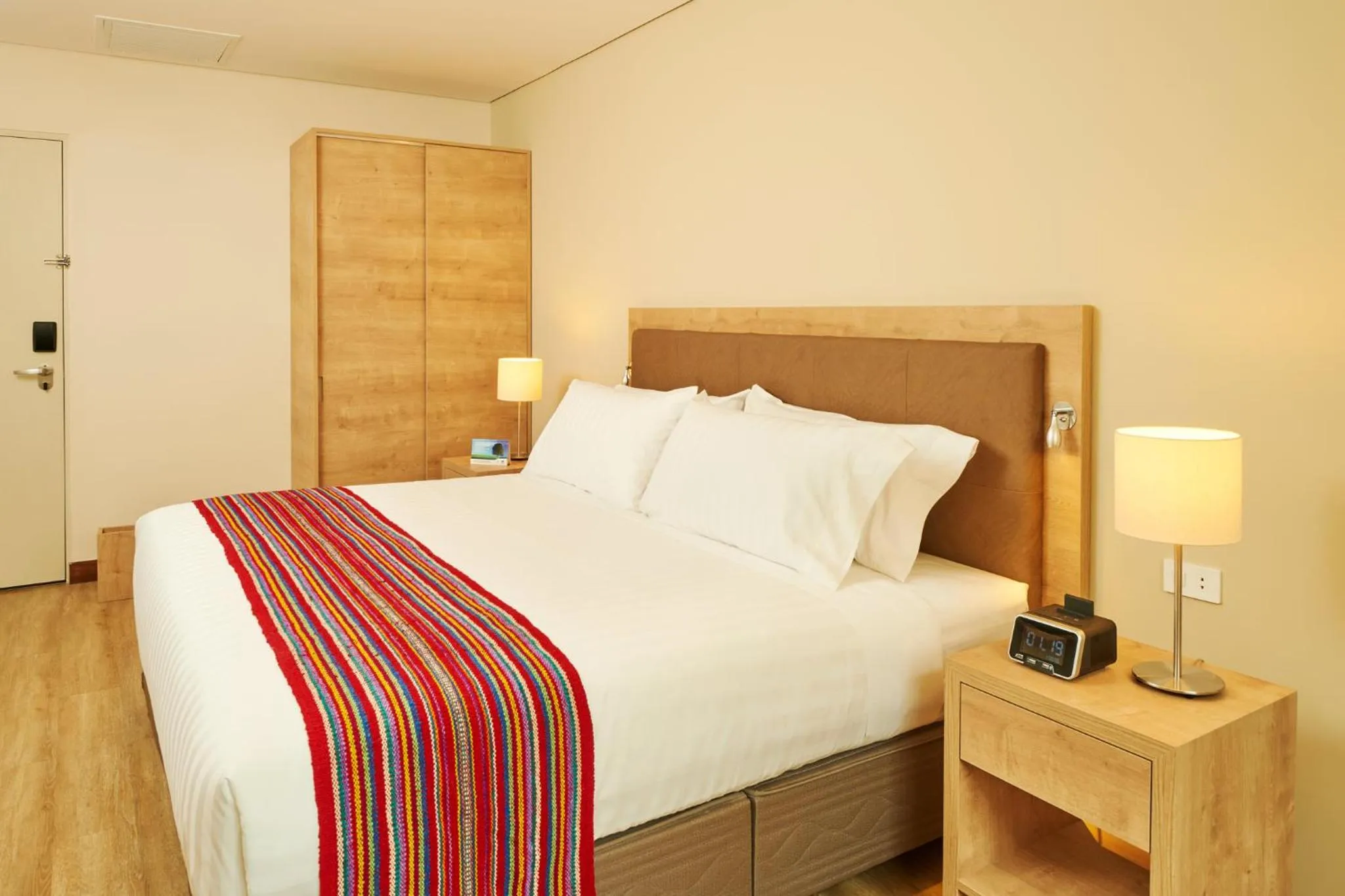 Standard Queen Room in Hotel Estelar San Isidro