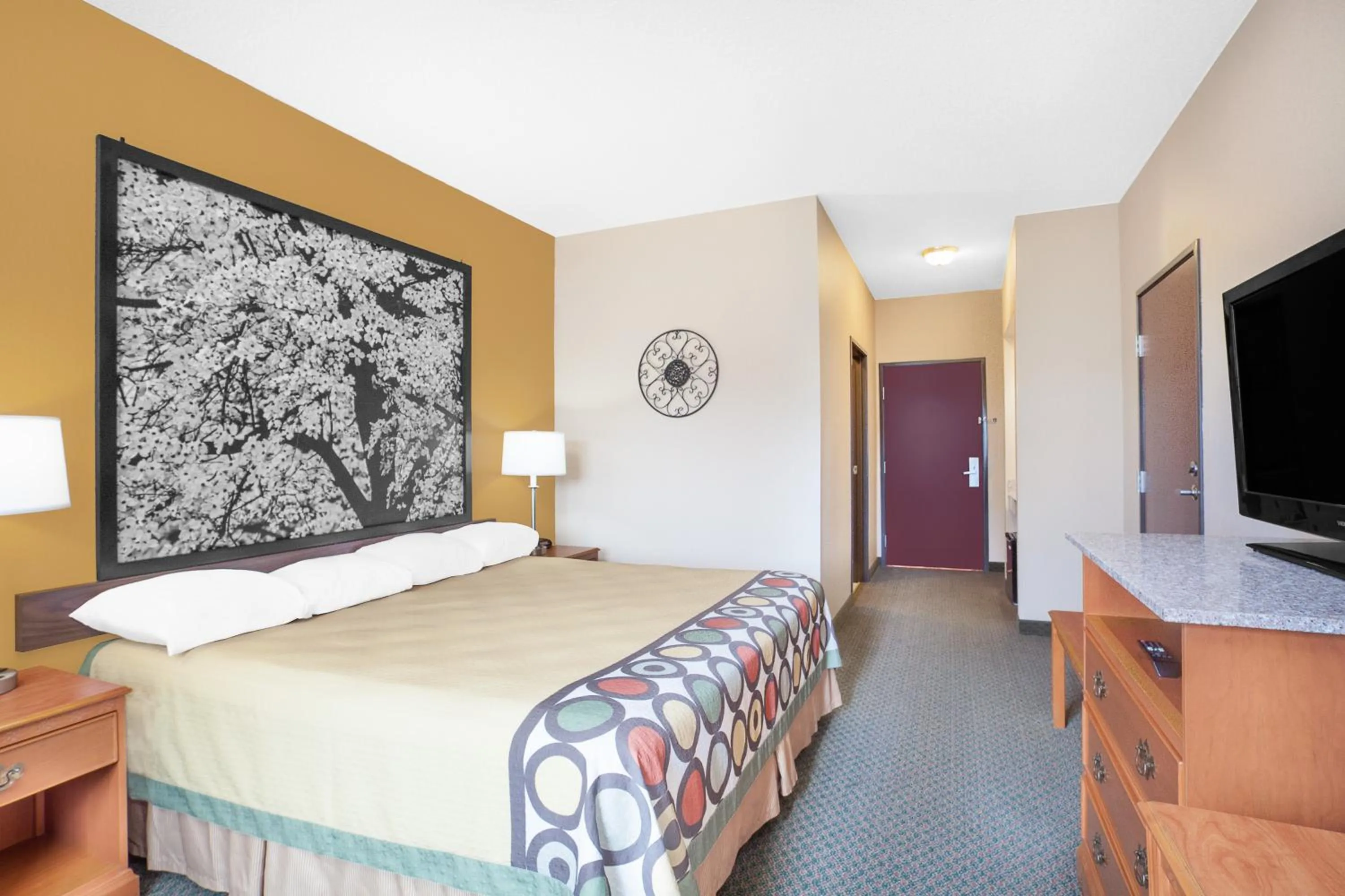 Comfort Triple Room in Super 8 by Wyndham Central City