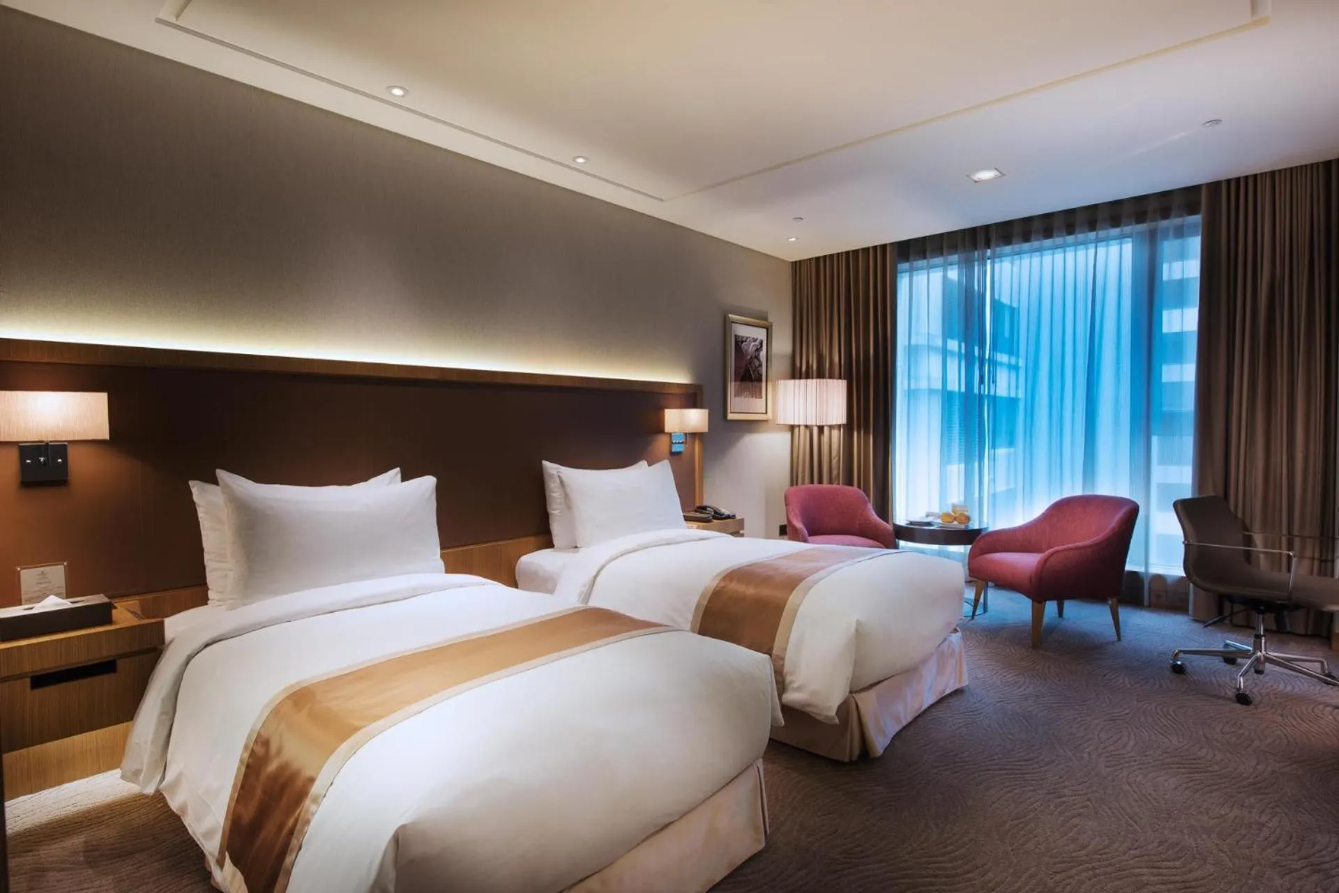 Deluxe Twin Room in Millennium Hotel Taichung