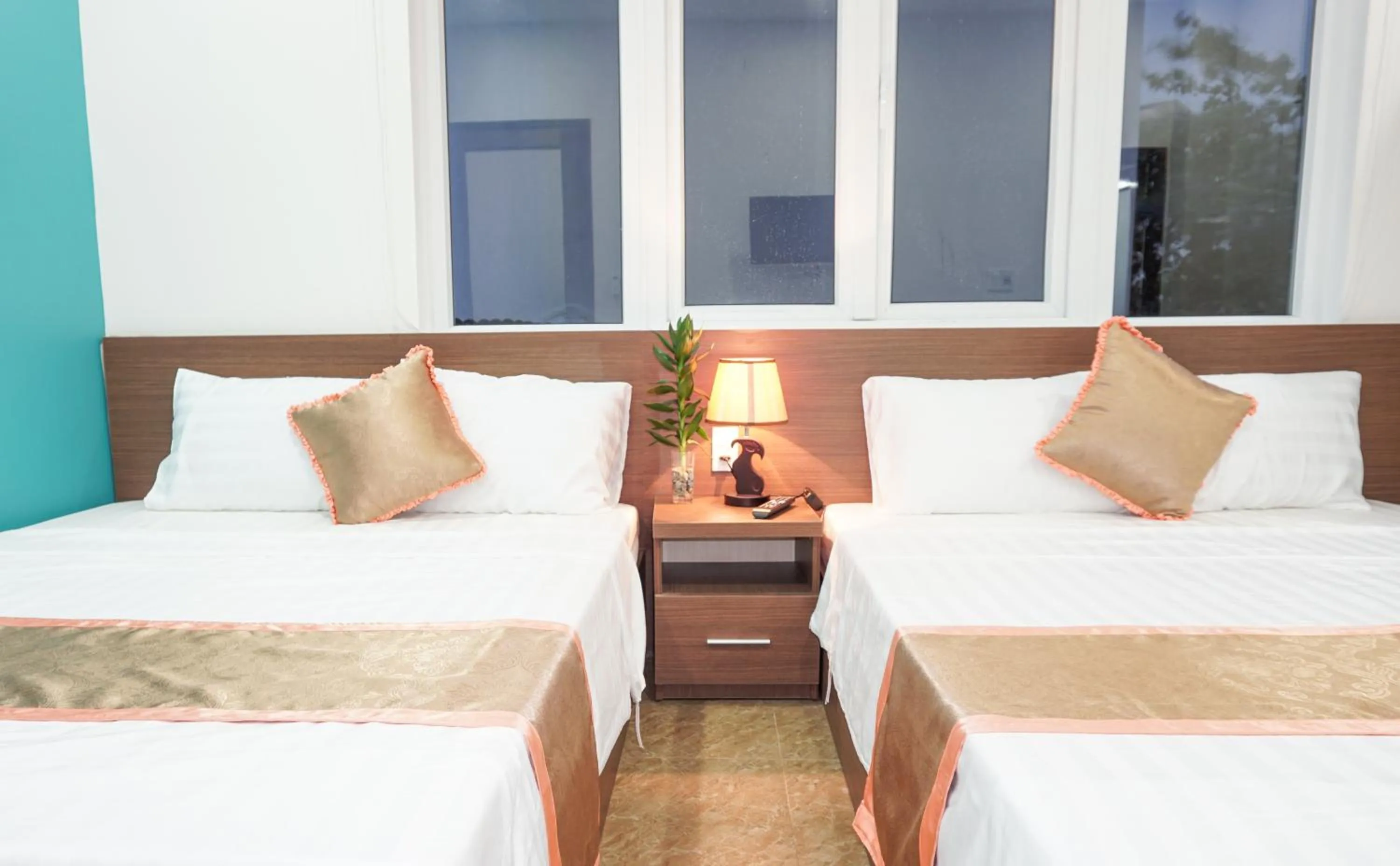 Deluxe Triple Room in Hưng Long Hostel