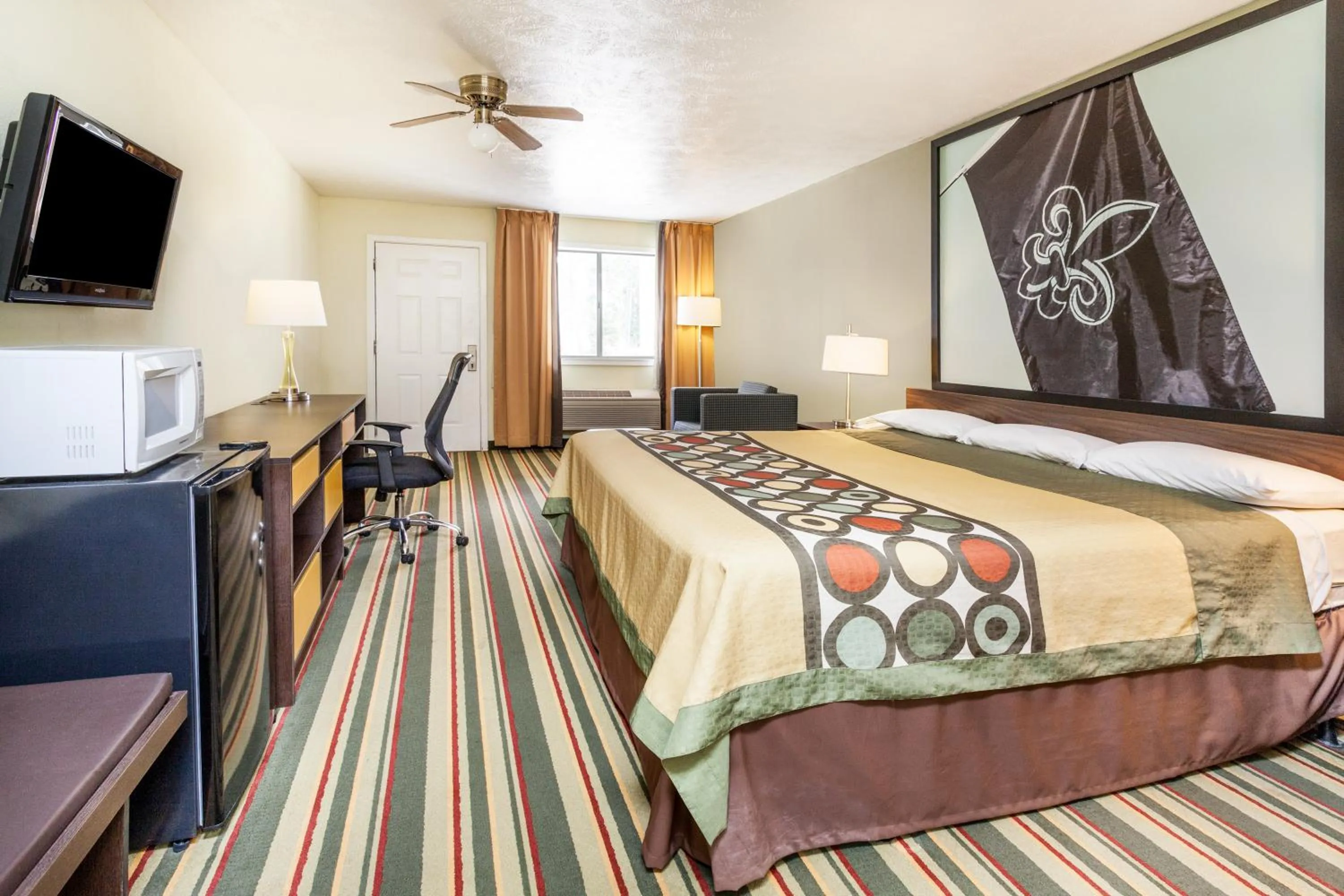 King Room - Mobility Access/Non-Smoking in Super 8 by Wyndham Brookhaven