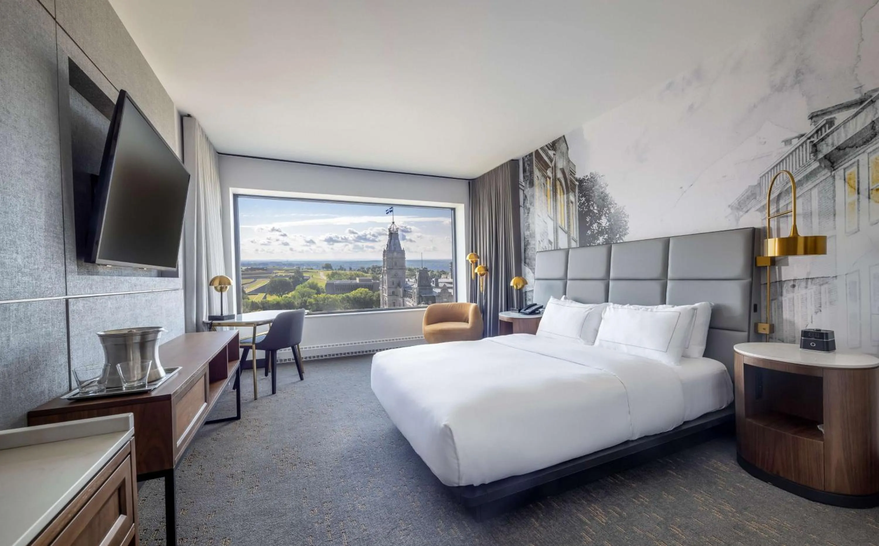 Bedroom, Bed in Hilton Quebec