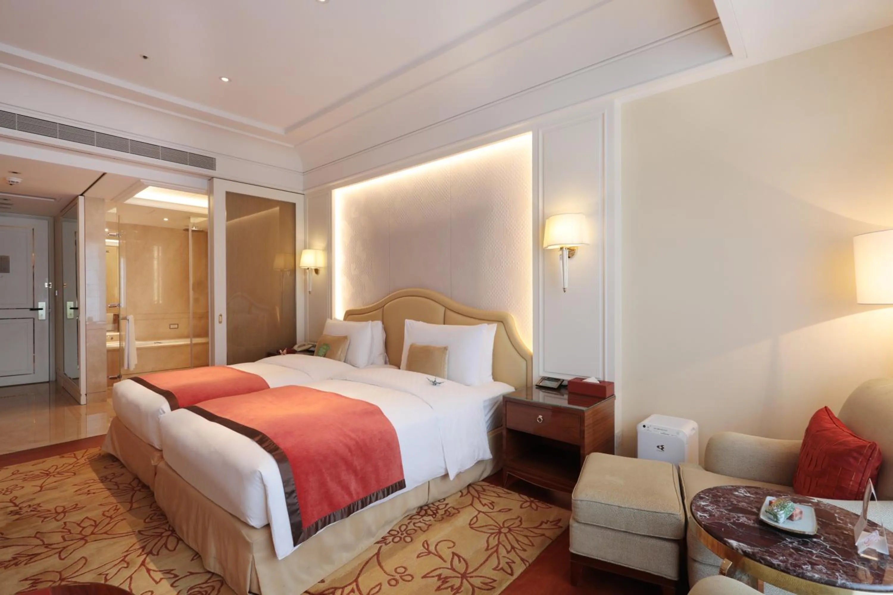 Deluxe Twin Room in The Okura Prestige Taipei