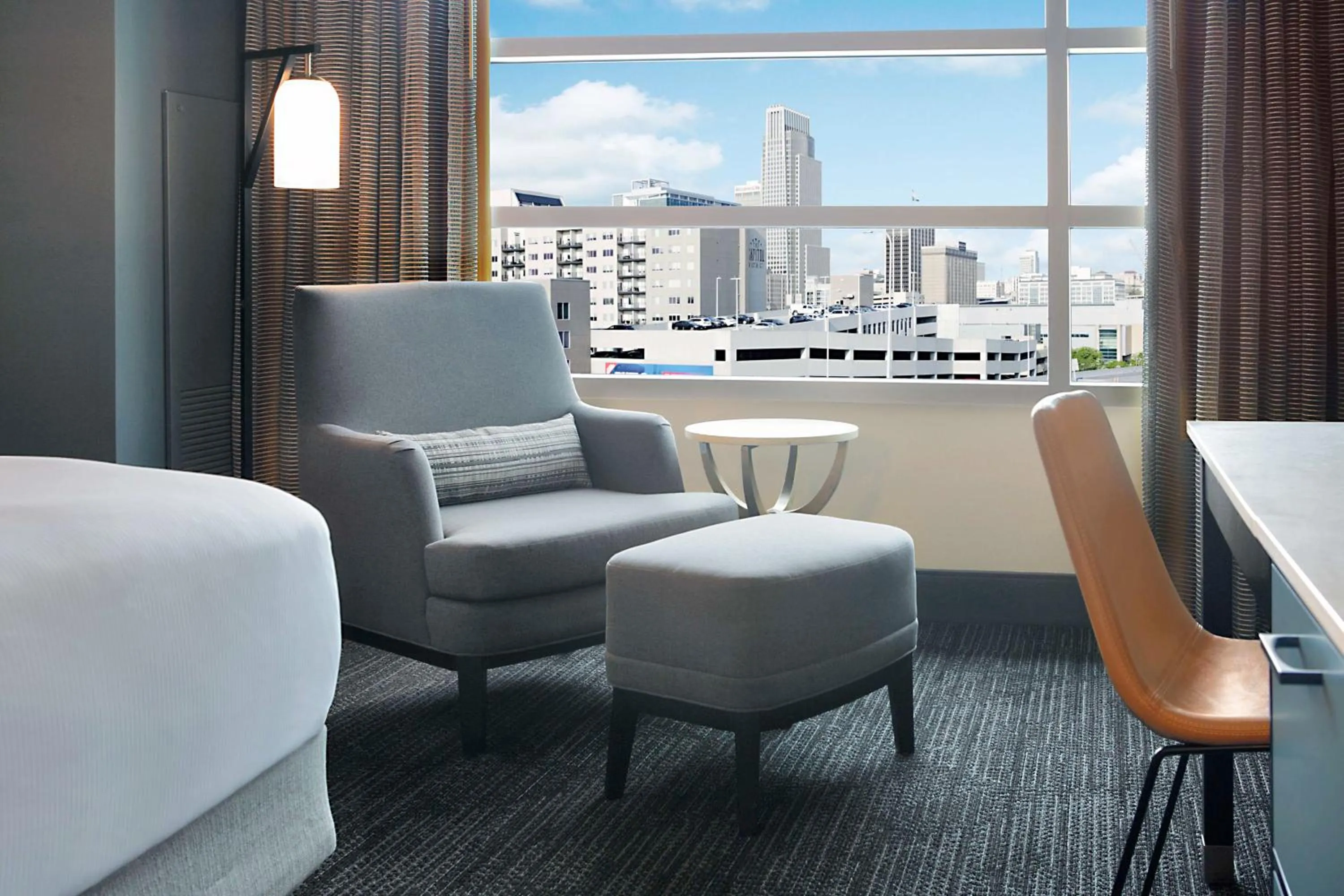 Deluxe King Room in Hilton Omaha