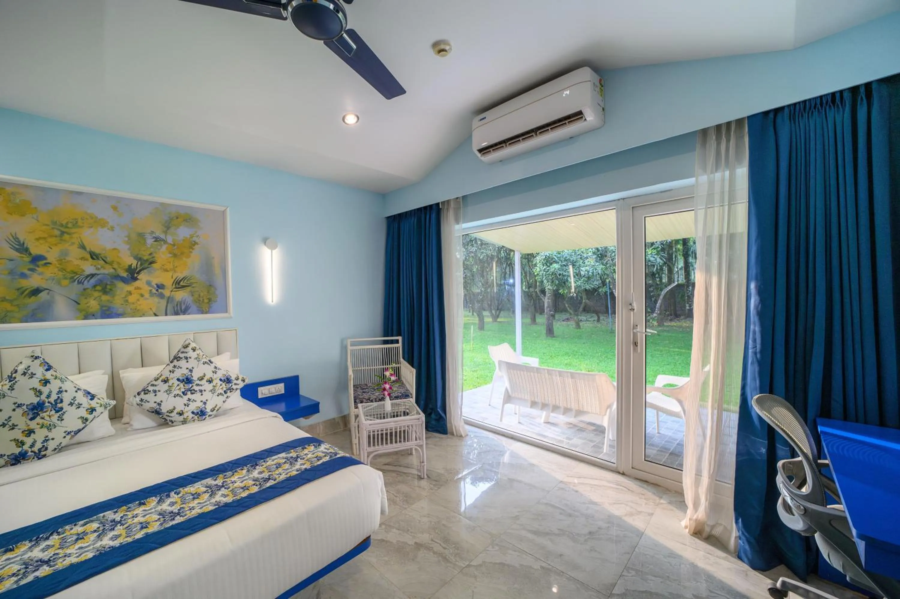 Deluxe Double or Twin Room in Sinclairs Retreat Dooars, Chalsa