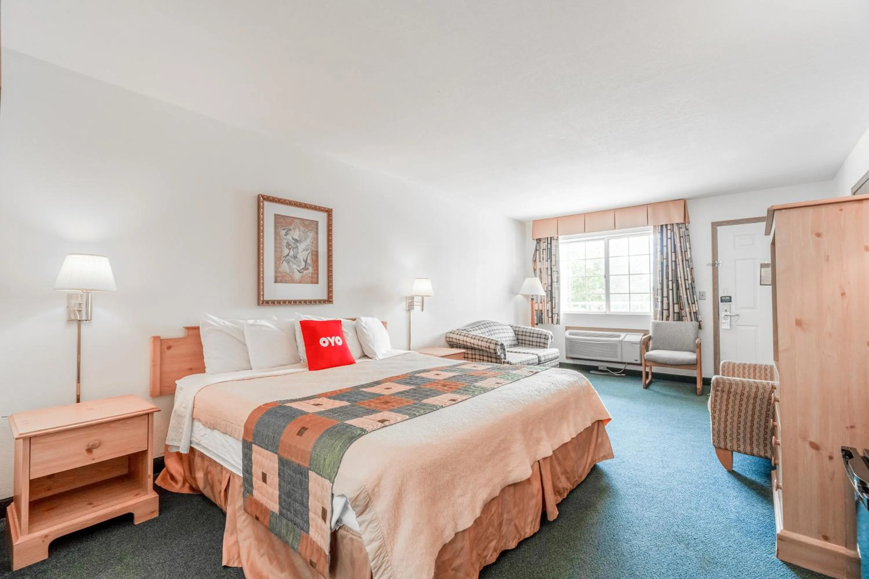 King Room in Hotel O Eureka Springs - Christ of Ozark Area