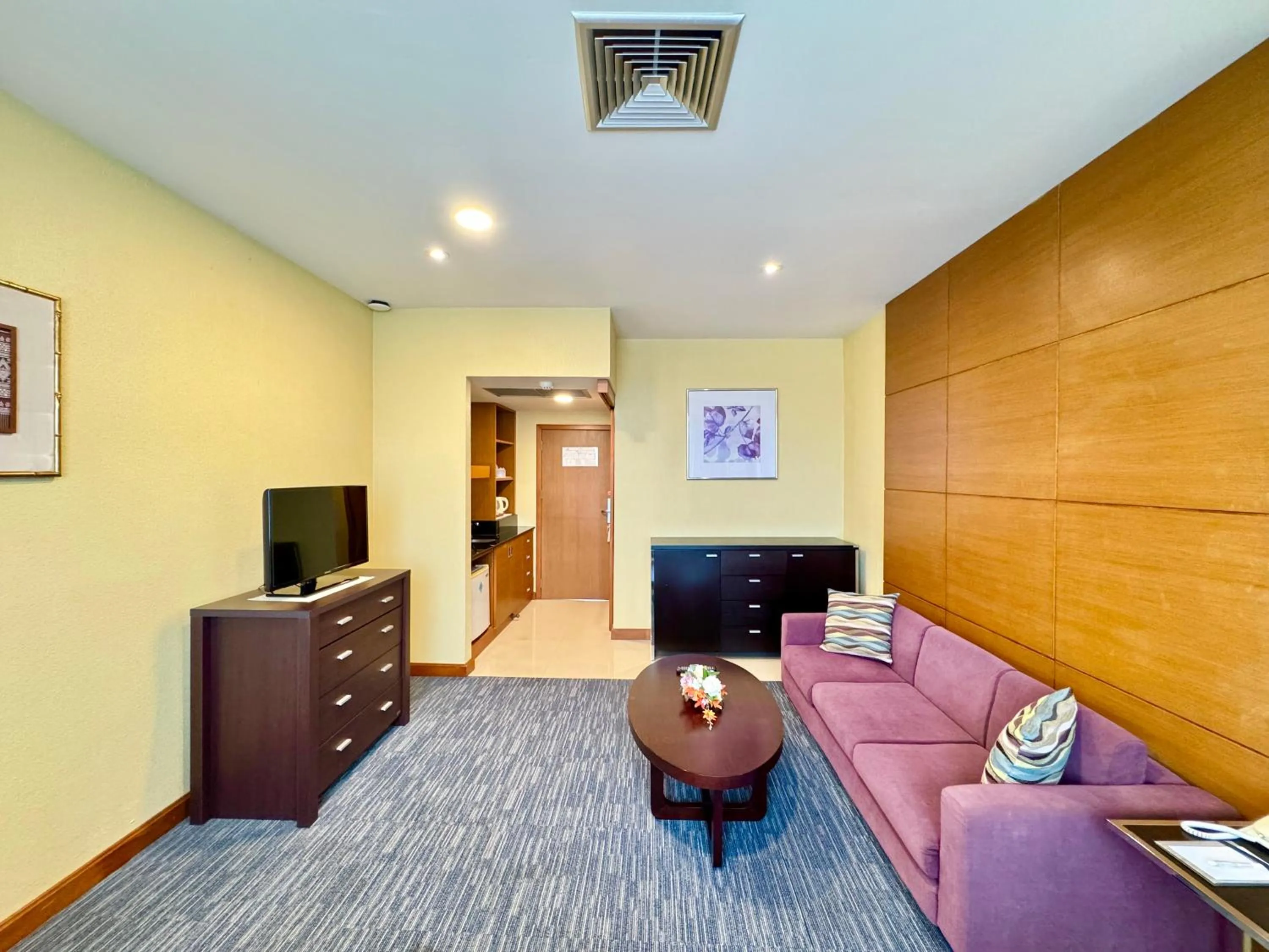 Executive Suite in Phuket Merlin Hotel