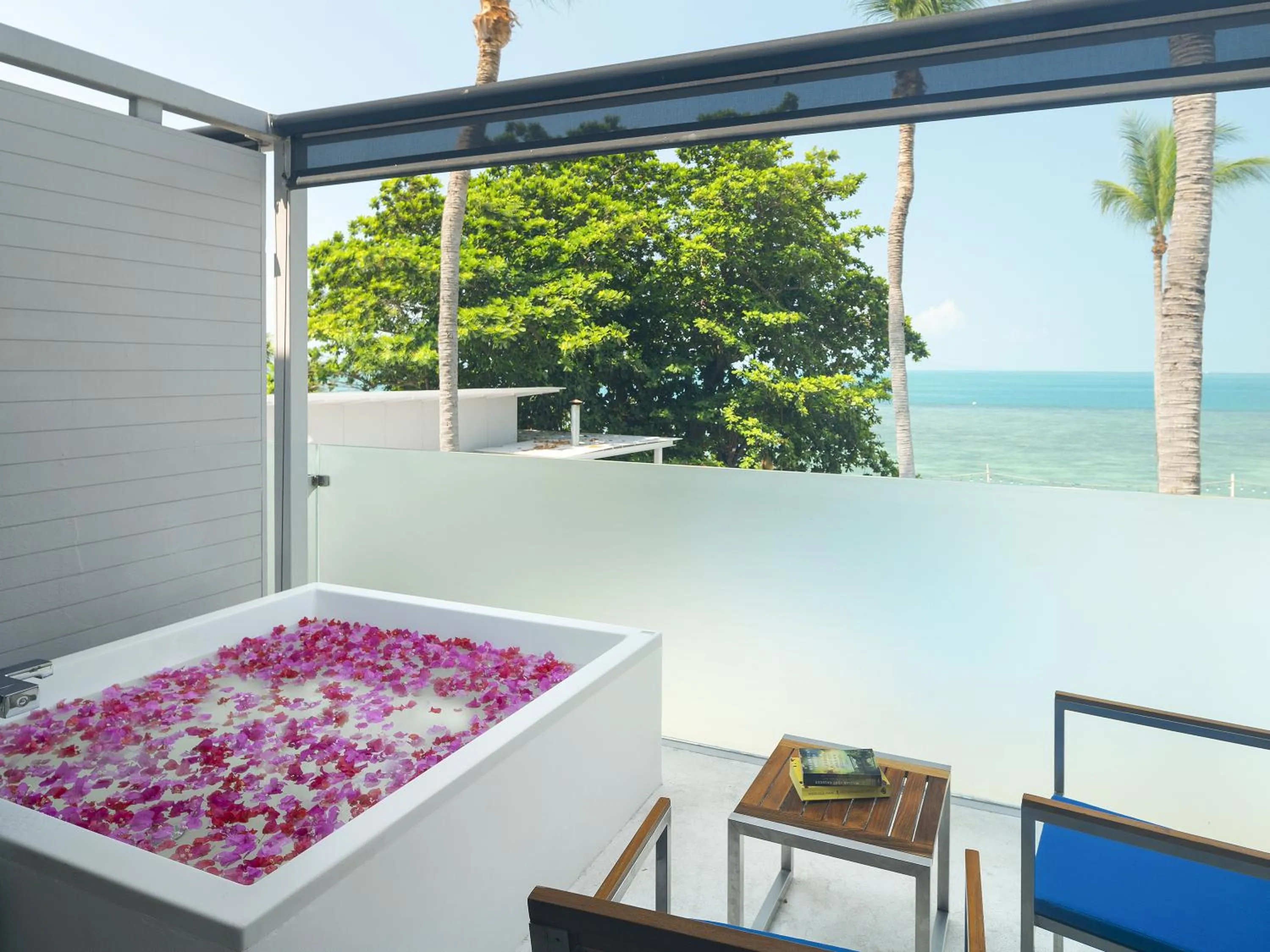 Deluxe Sea View with Balcony in Explorar Koh Phangan - Adults Only Resort and Spa
