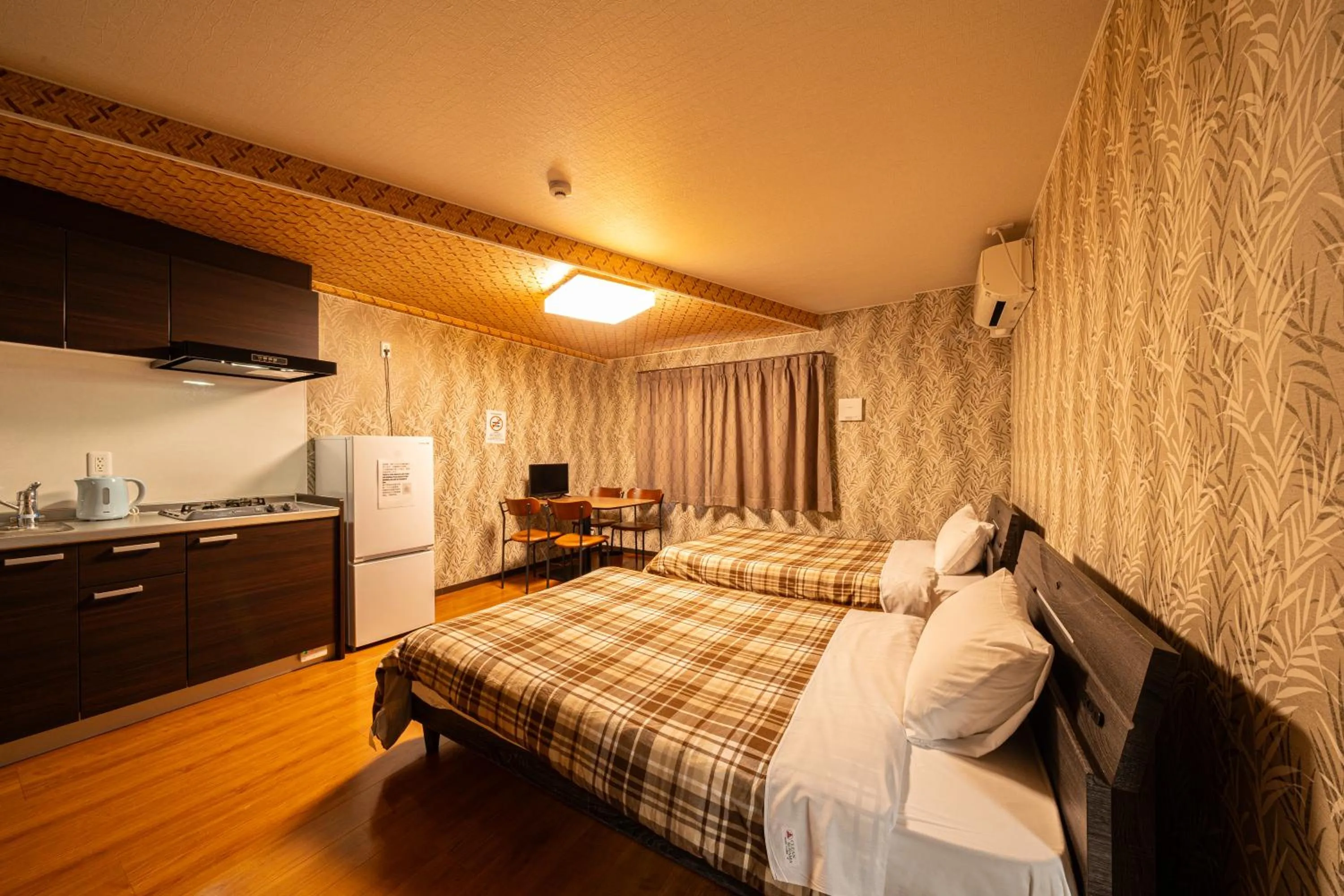 Deluxe Family Suite in BEPPU HOSTEL U&T