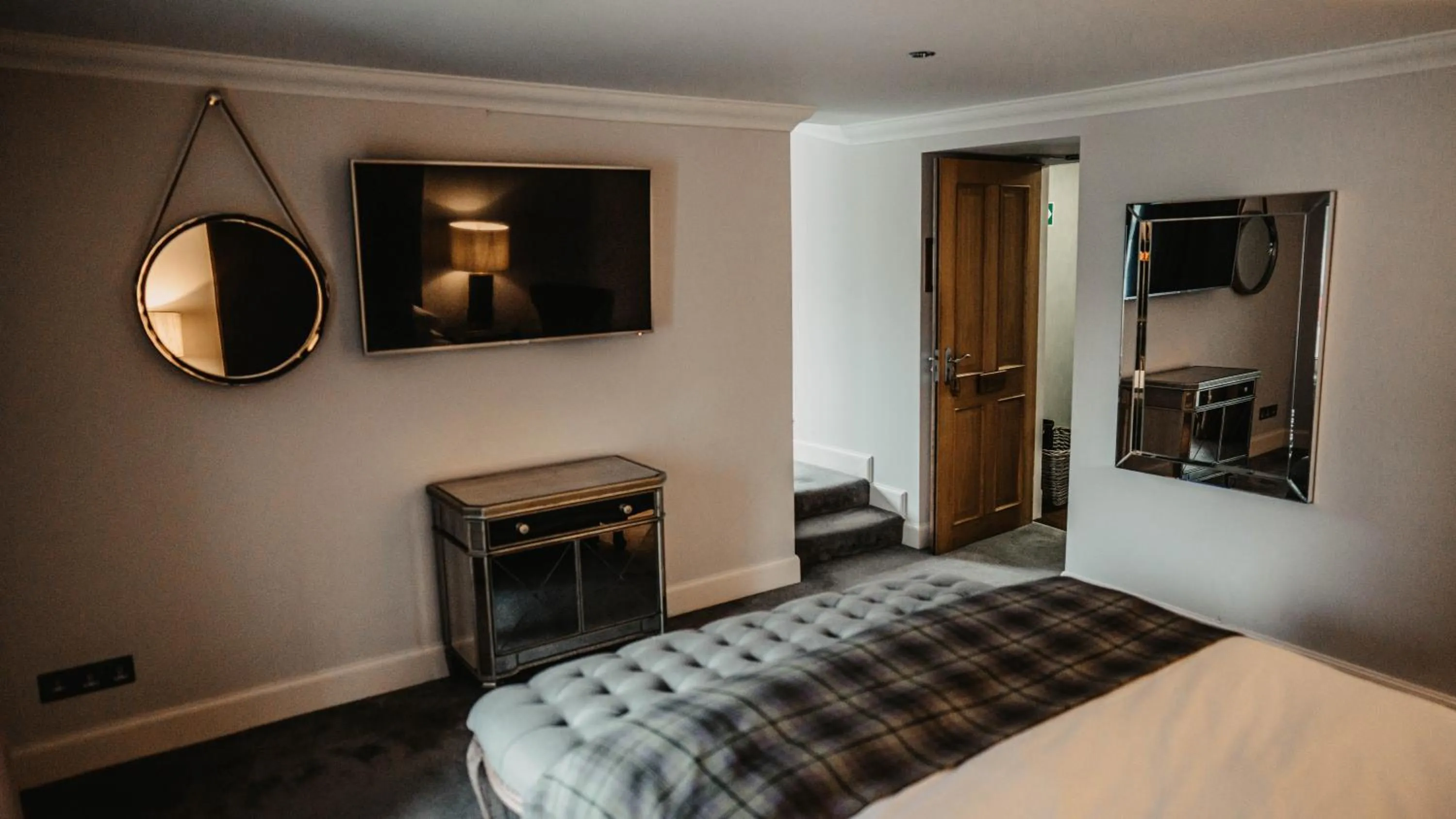 Deluxe Double Room - single occupancy in Broadford Hotel